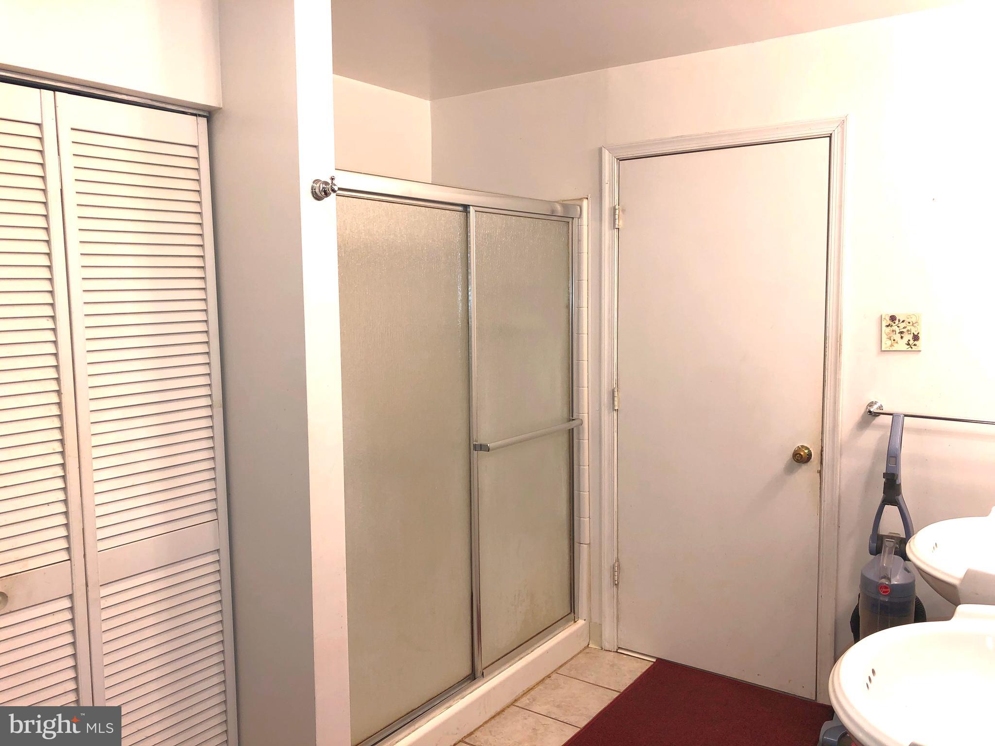 NORTH INDIAN HEAD ESTATES - Residential