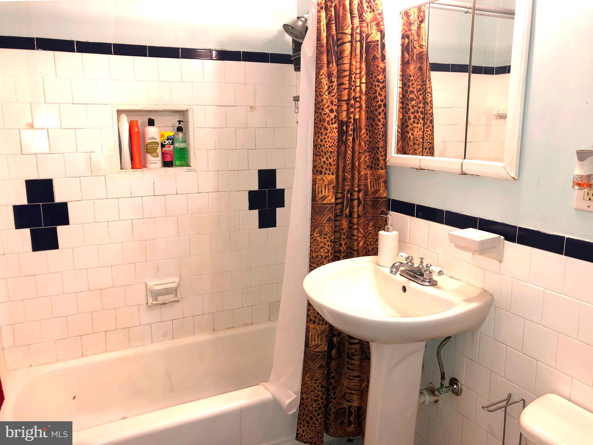 NORTH INDIAN HEAD ESTATES - Residential