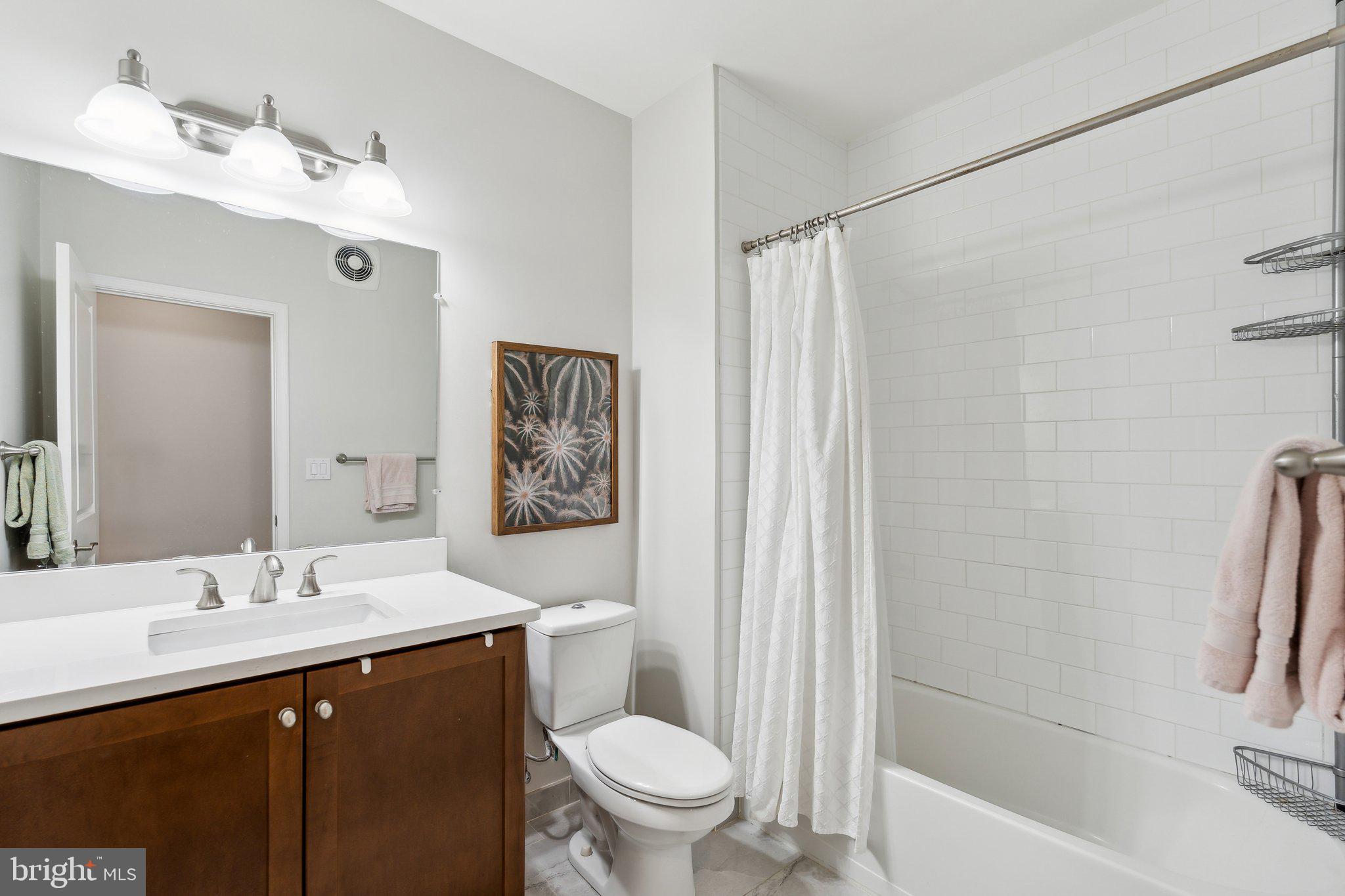 RHODES HILL SQUARE - Residential