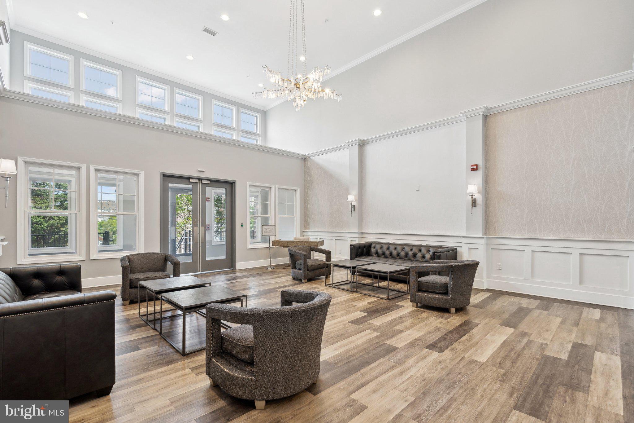 RHODES HILL SQUARE - Residential