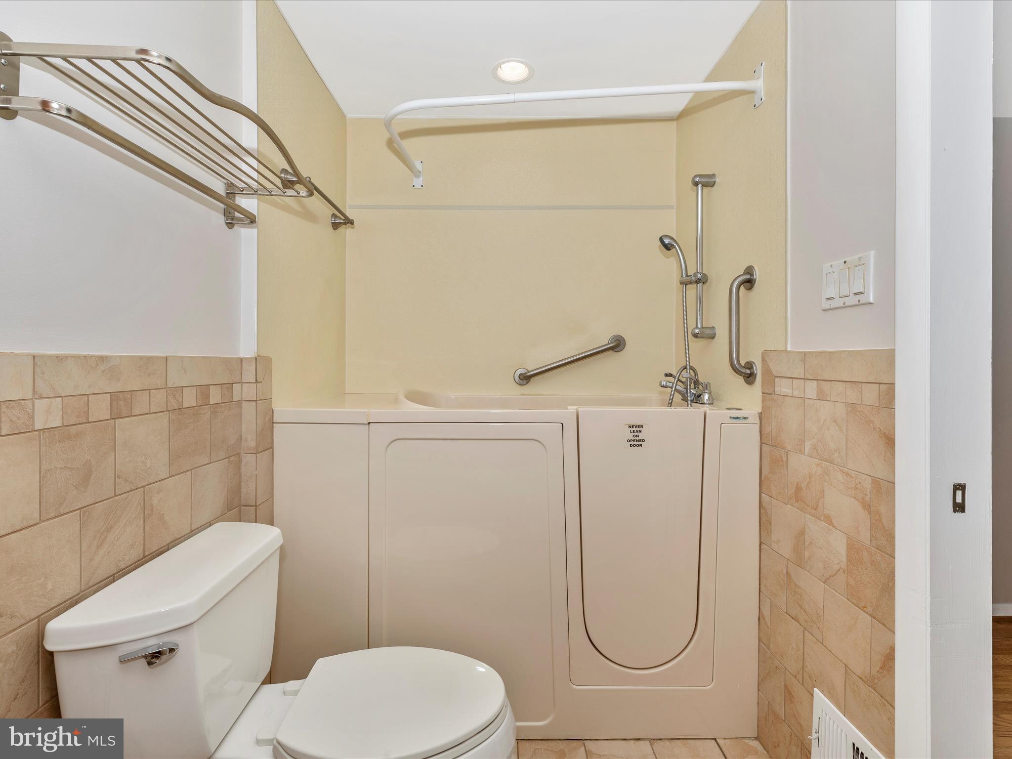 GERMANTOWN ESTATES - Residential