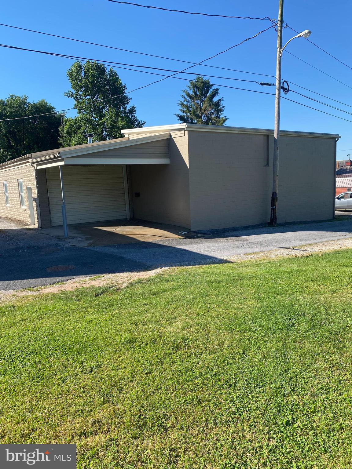 100 CHURCH RD
