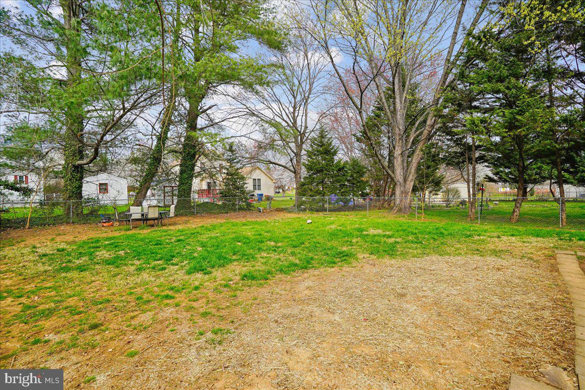 BROADVIEW ACRES - Residential