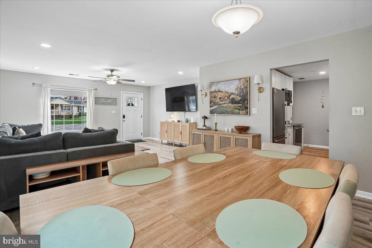 BROADVIEW ACRES - Residential