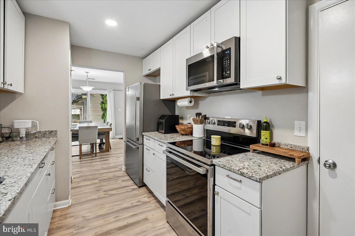 BROADVIEW ACRES - Residential