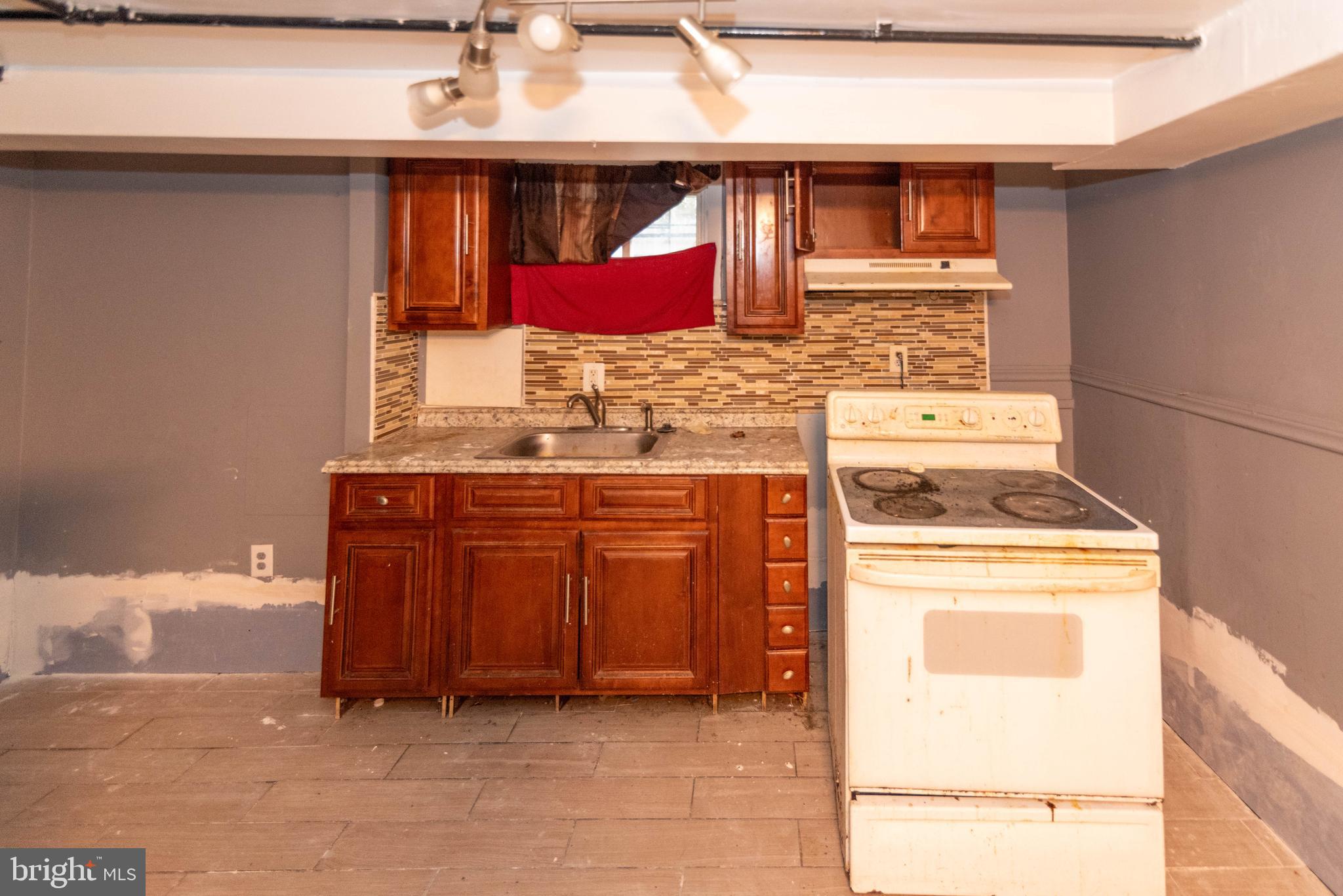 CAPITOL HEIGHTS - Residential