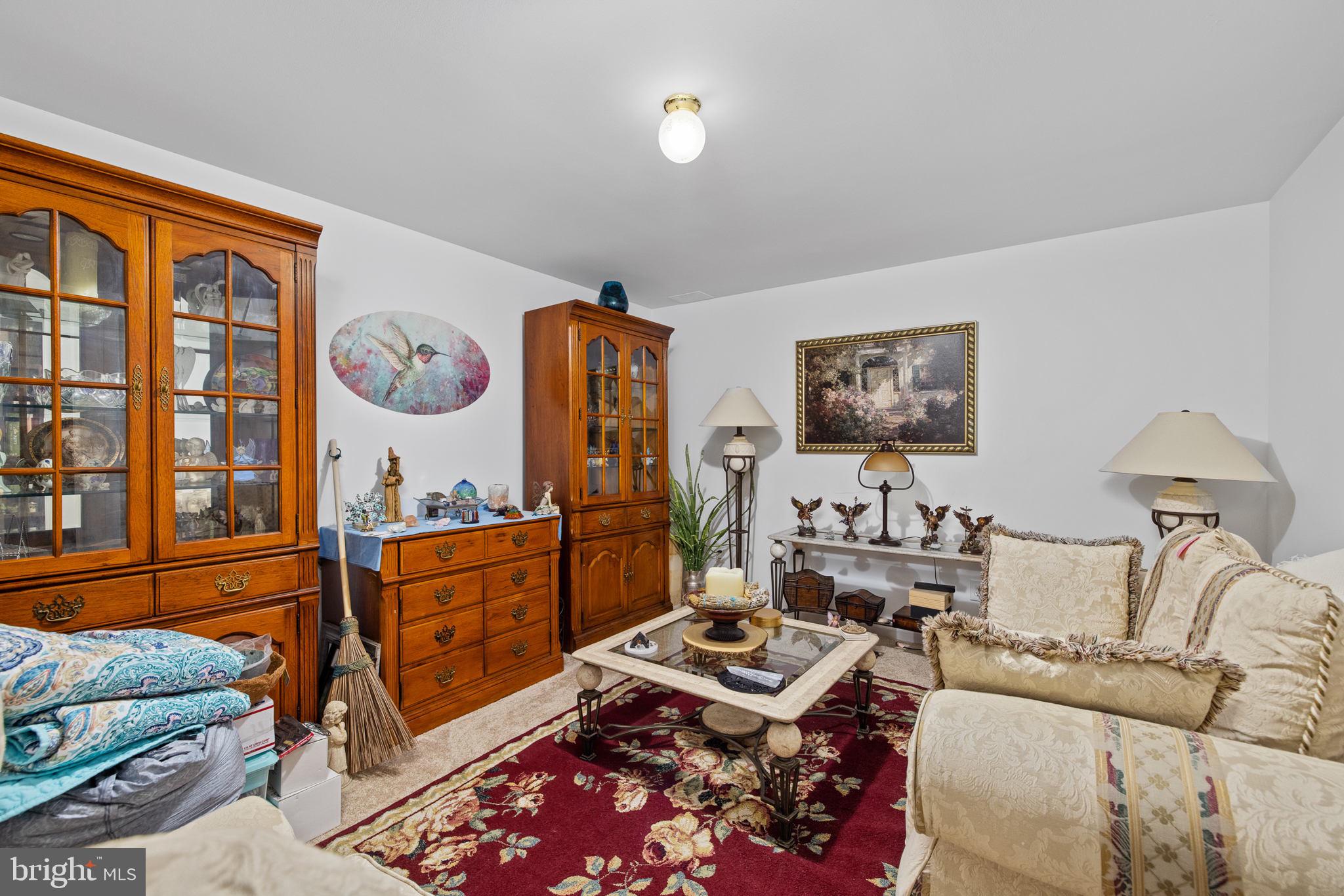 THACKERS TRACE - Residential