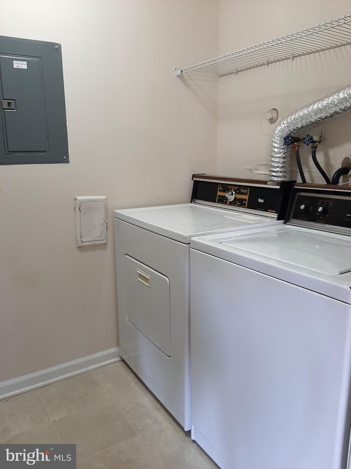 AMBERTOWNE - Residential