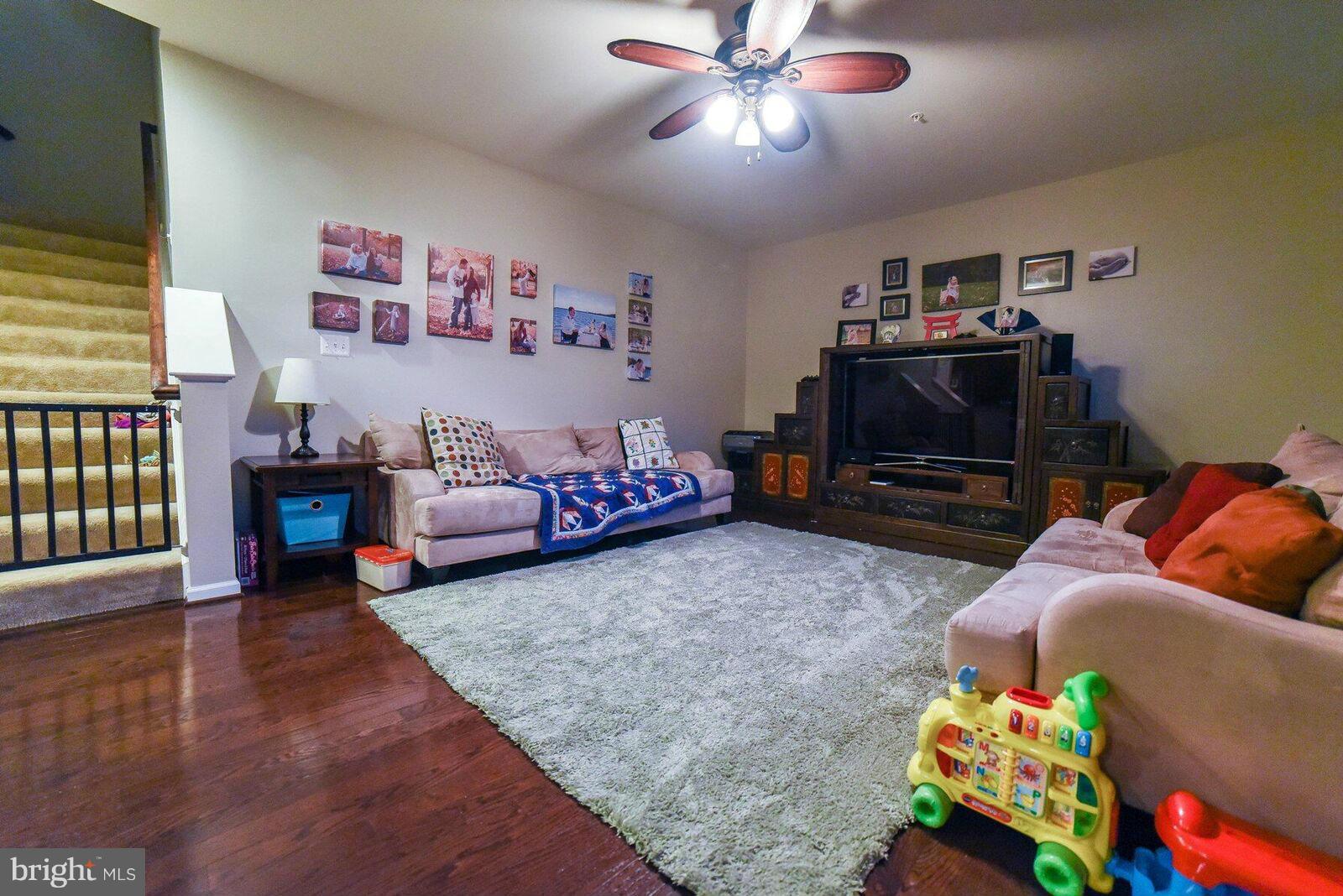 WOODLAND PARK - Residential