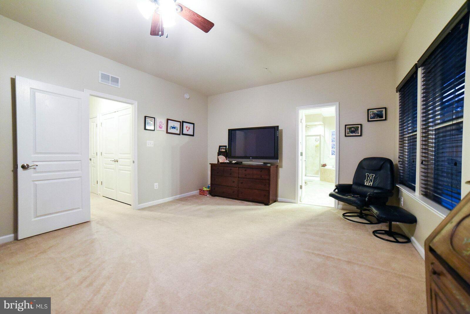 WOODLAND PARK - Residential