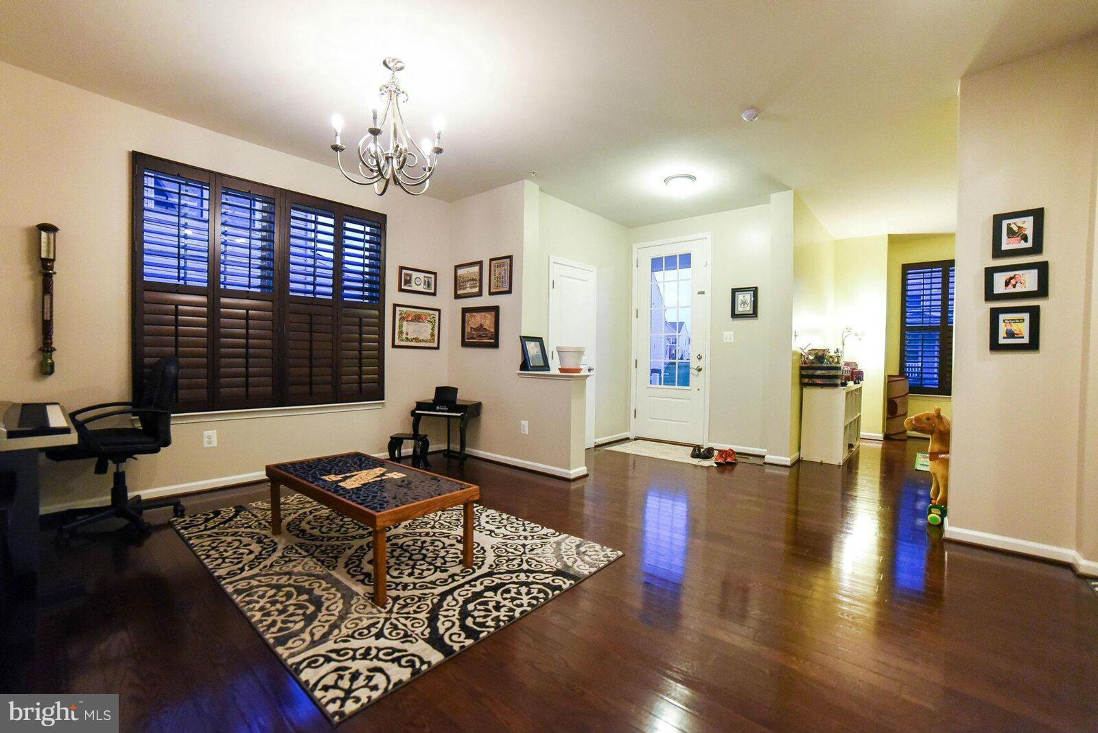 WOODLAND PARK - Residential