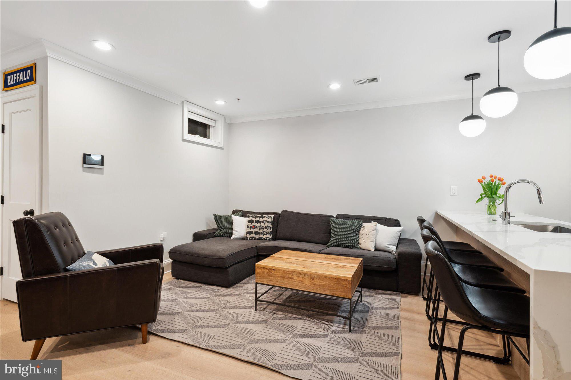 2150 FLORIDA AVE NW 1