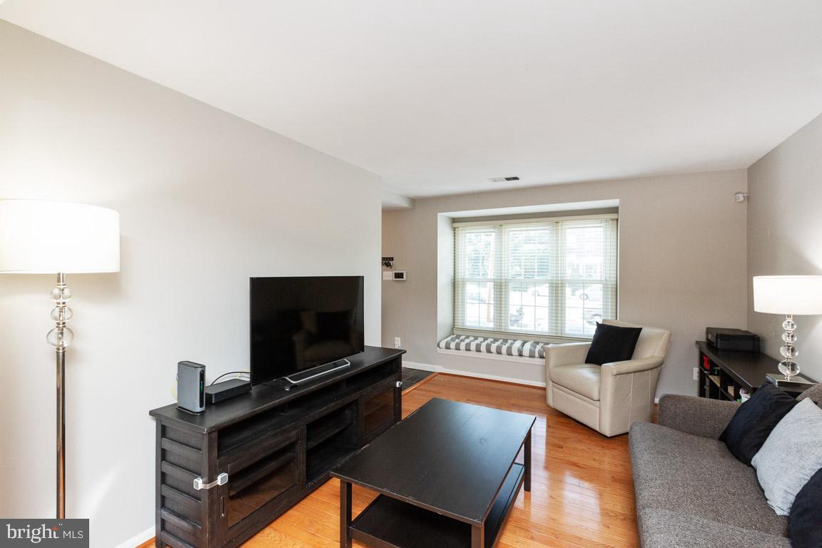 KENWOOD FOREST - Residential