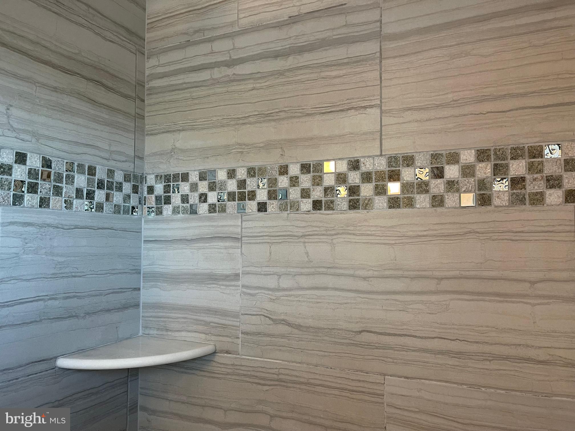 KENWOOD FOREST - Residential