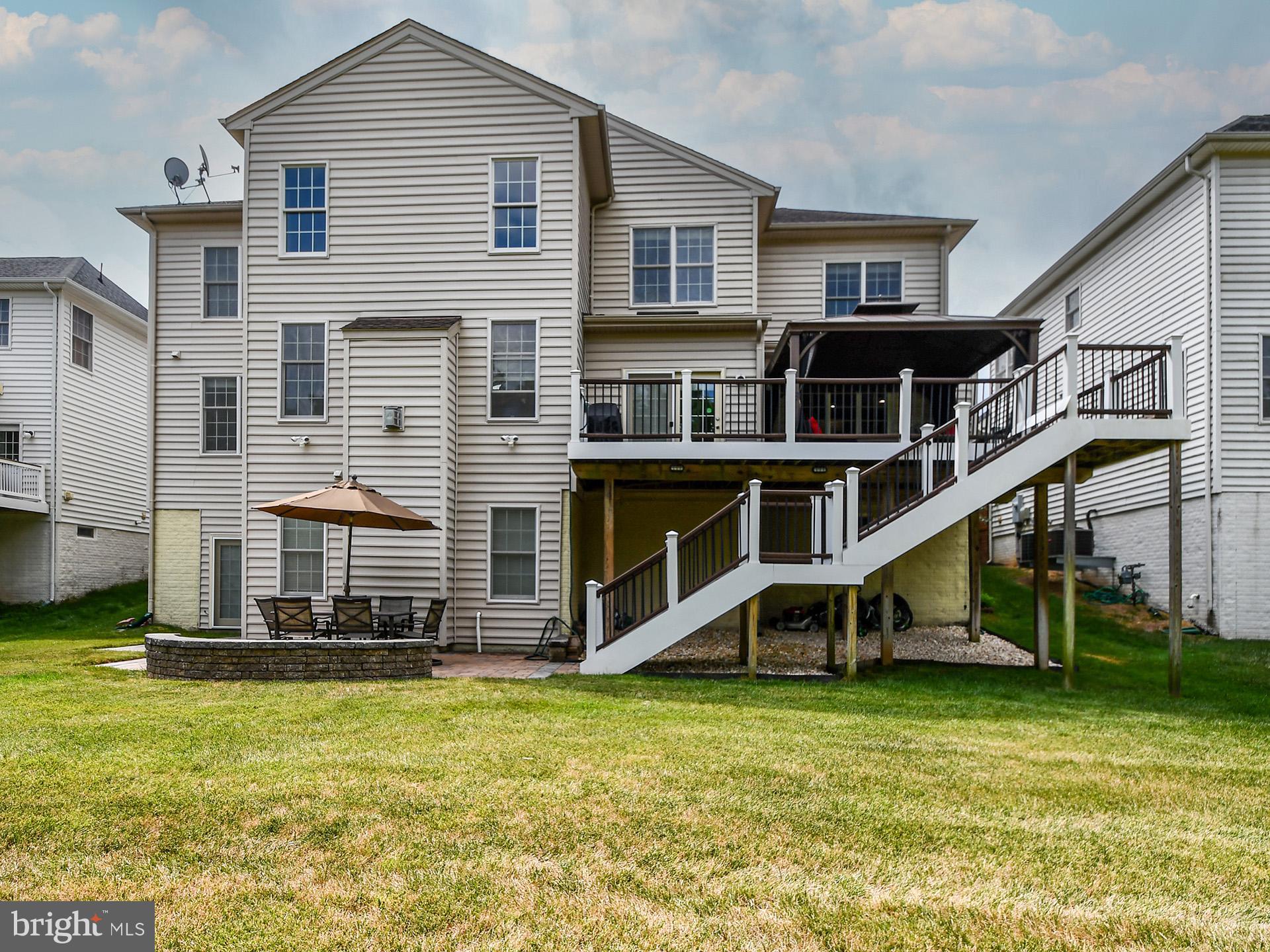 LOUDOUN VALLEY ESTATES 2 - Residential