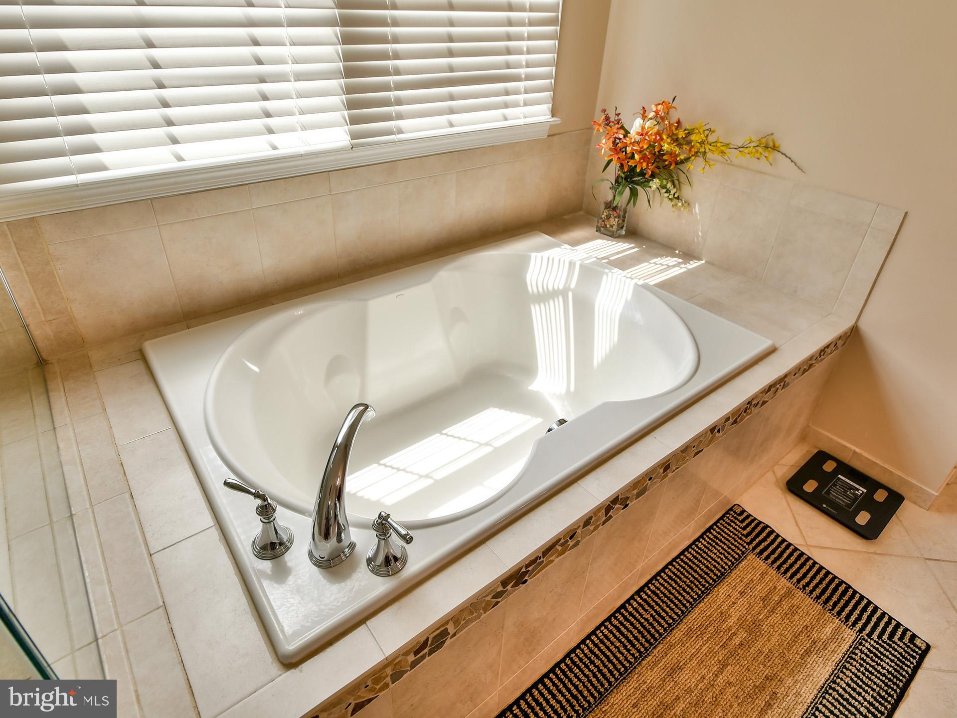 LOUDOUN VALLEY ESTATES 2 - Residential