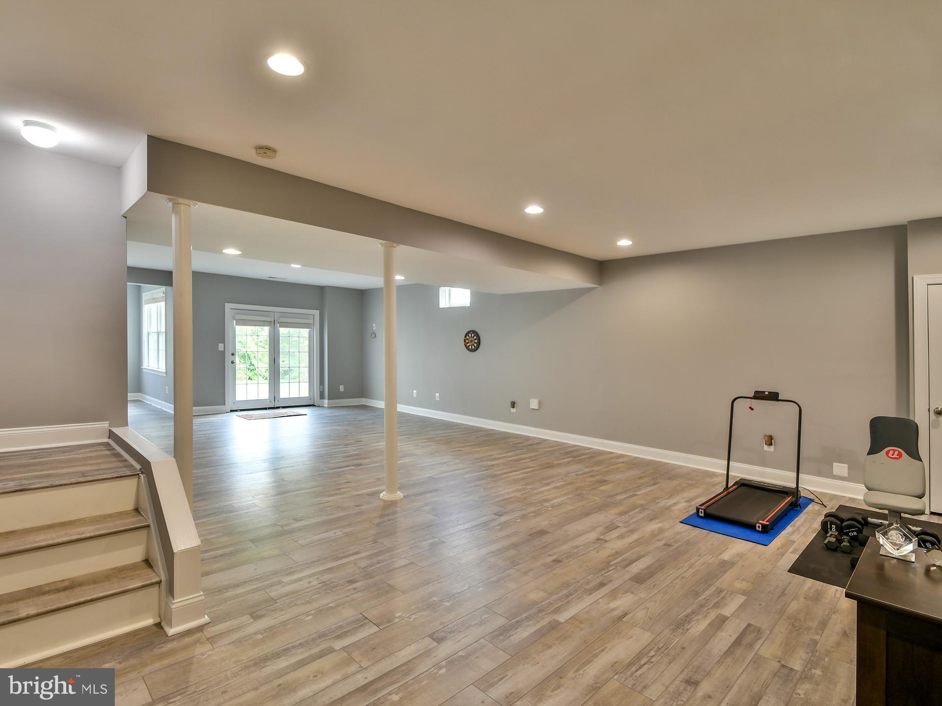 LOUDOUN VALLEY ESTATES 2 - Residential