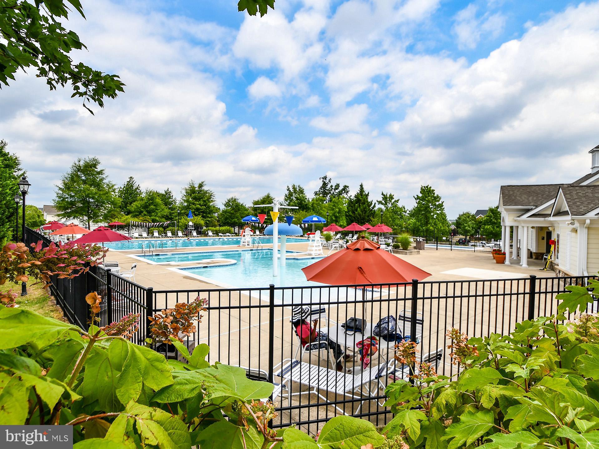 LOUDOUN VALLEY ESTATES 2 - Residential