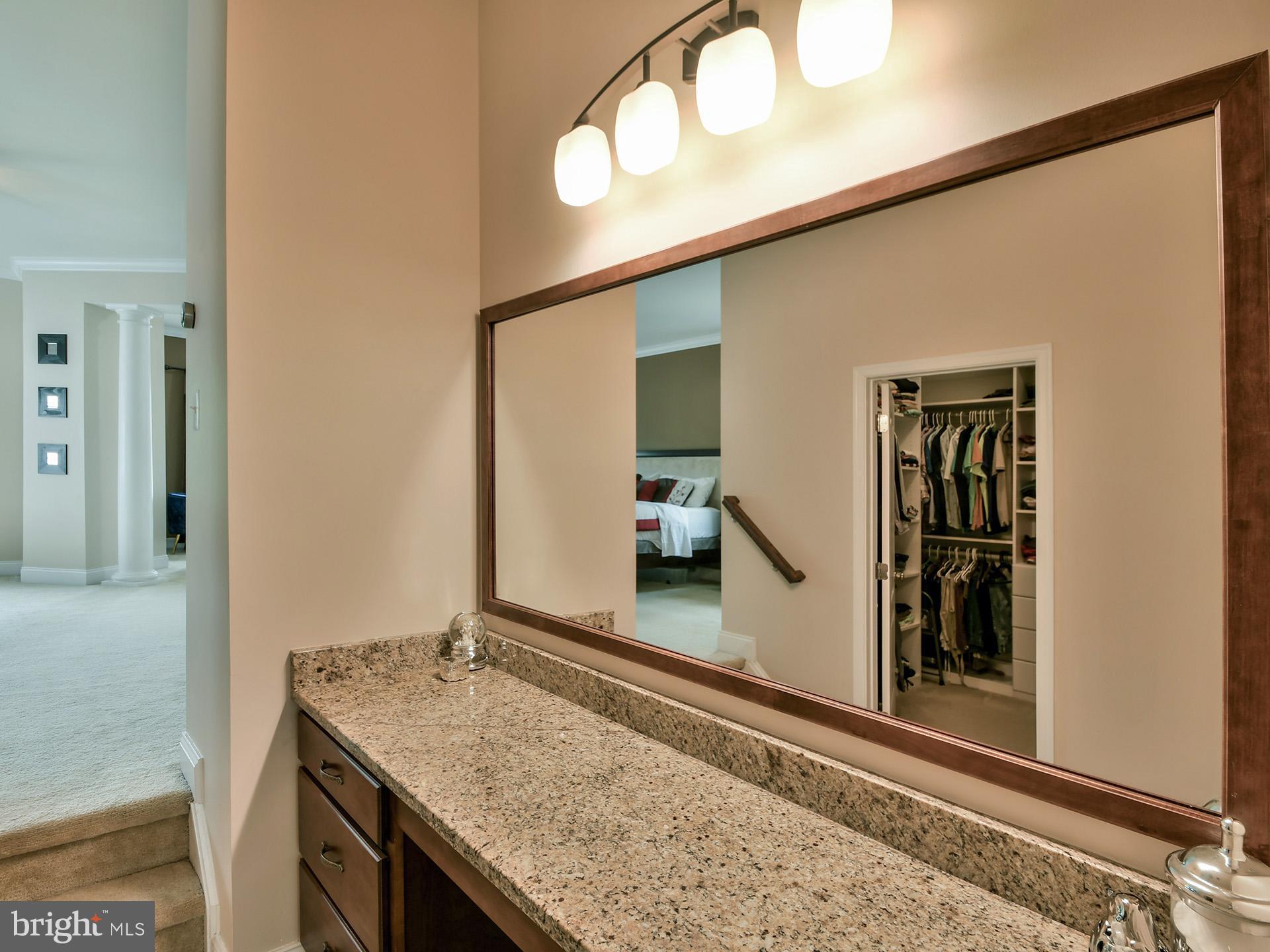 LOUDOUN VALLEY ESTATES 2 - Residential