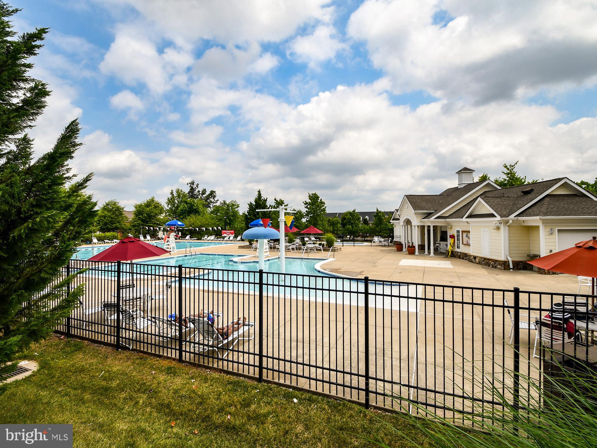 LOUDOUN VALLEY ESTATES 2 - Residential