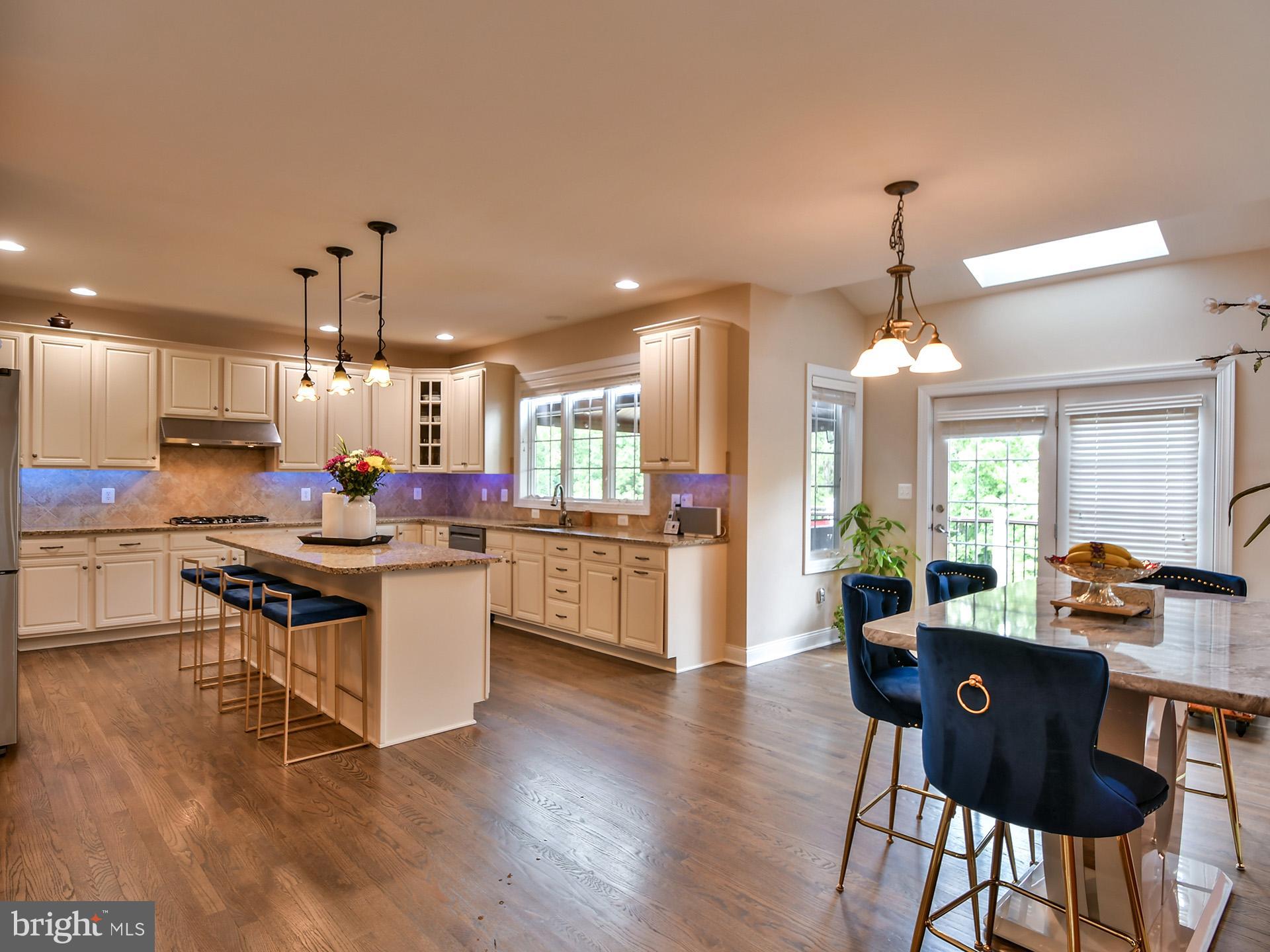 LOUDOUN VALLEY ESTATES 2 - Residential