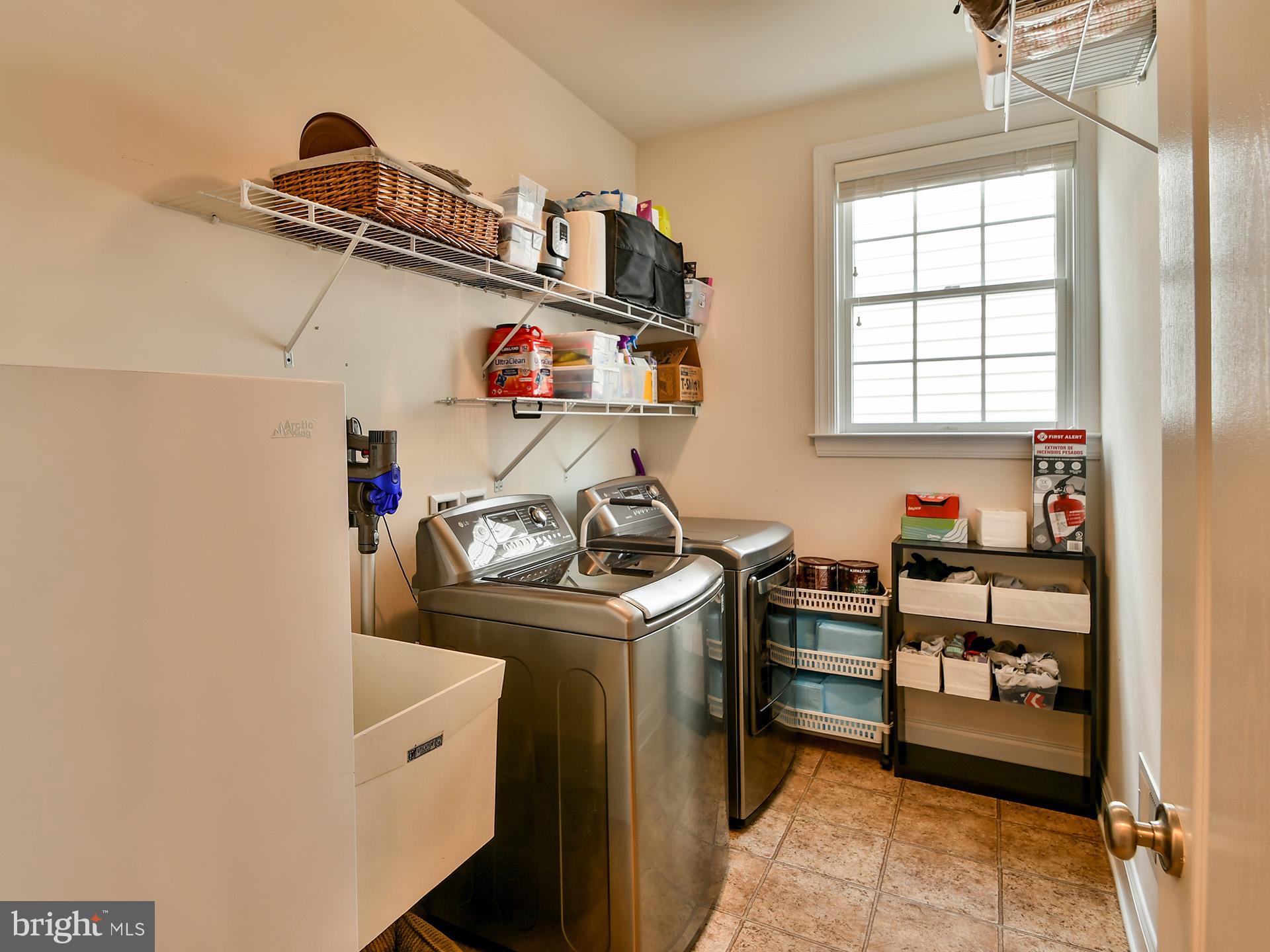 LOUDOUN VALLEY ESTATES 2 - Residential