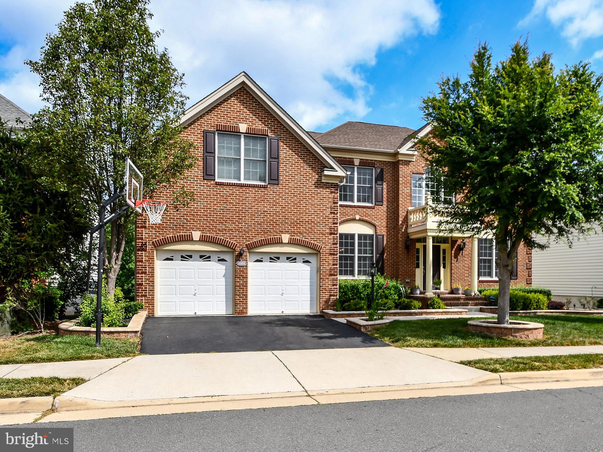 LOUDOUN VALLEY ESTATES 2 - Residential