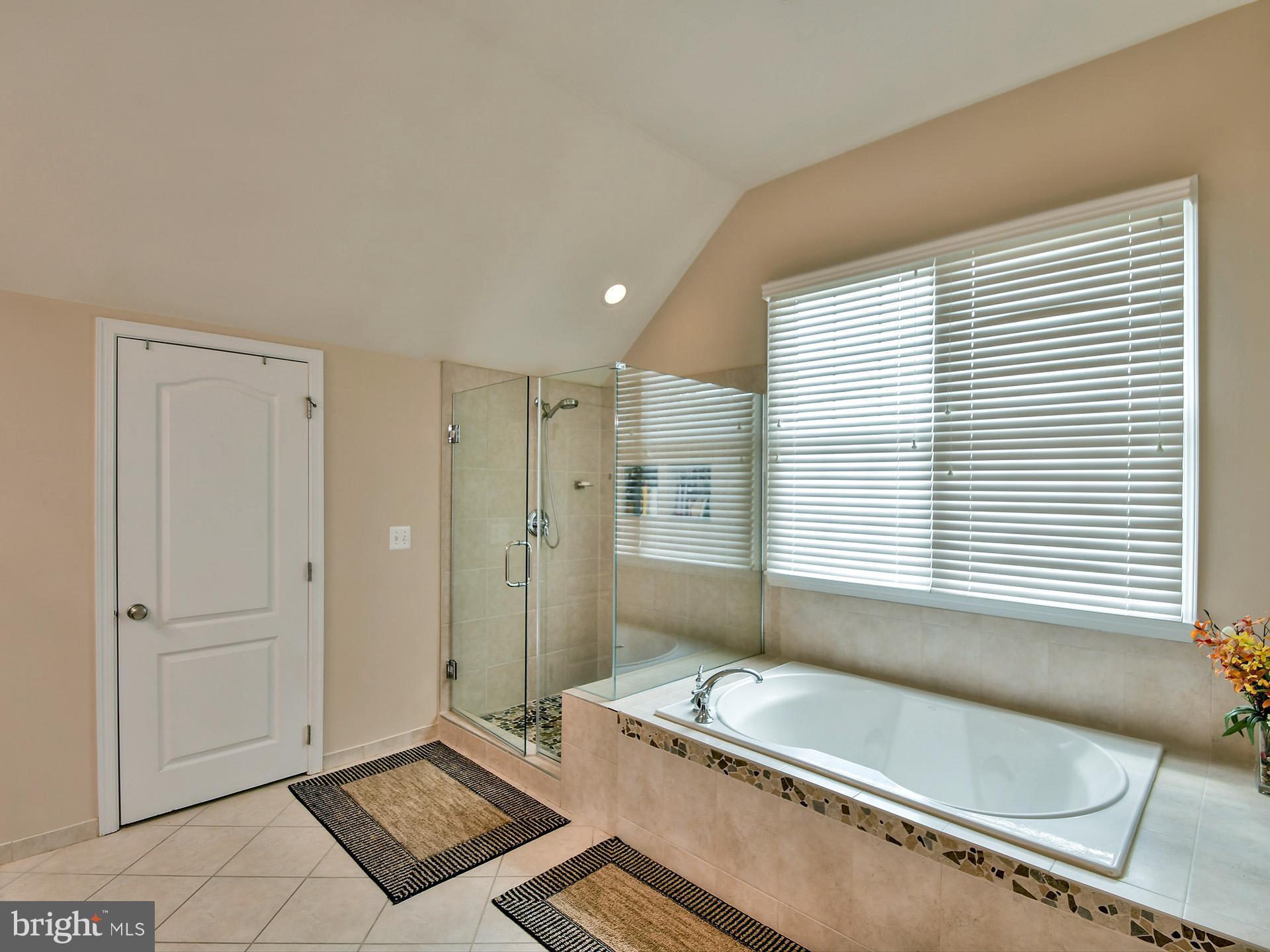 LOUDOUN VALLEY ESTATES 2 - Residential