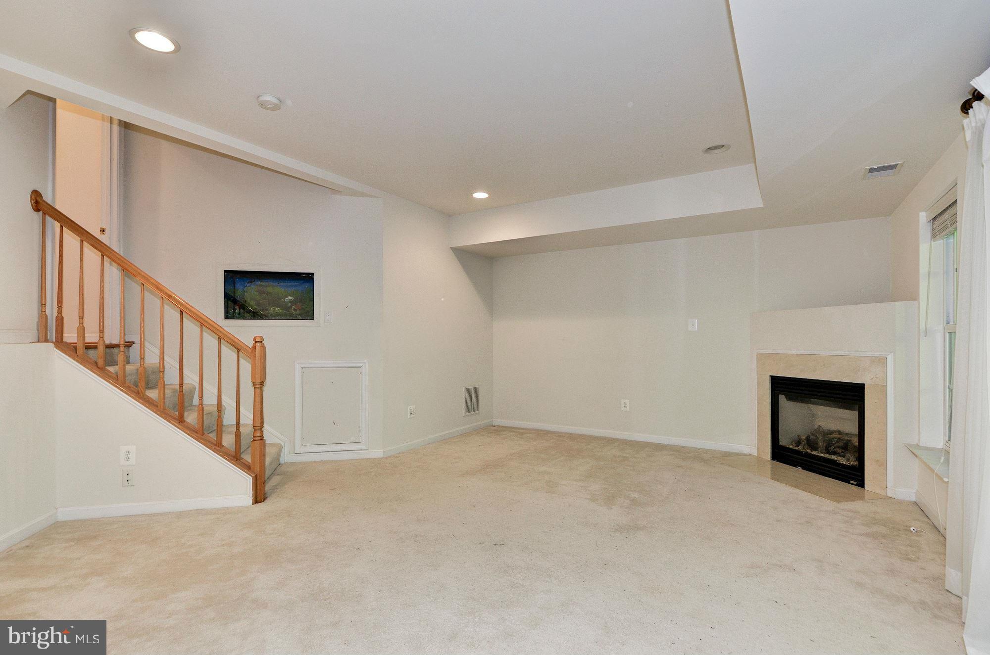 GROVE AT HUNTLEY MEADOWS - Residential