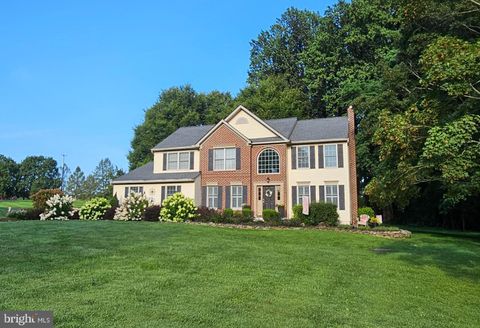 21 CHANTICLEER DRIVE GLENMOORE PA 19343