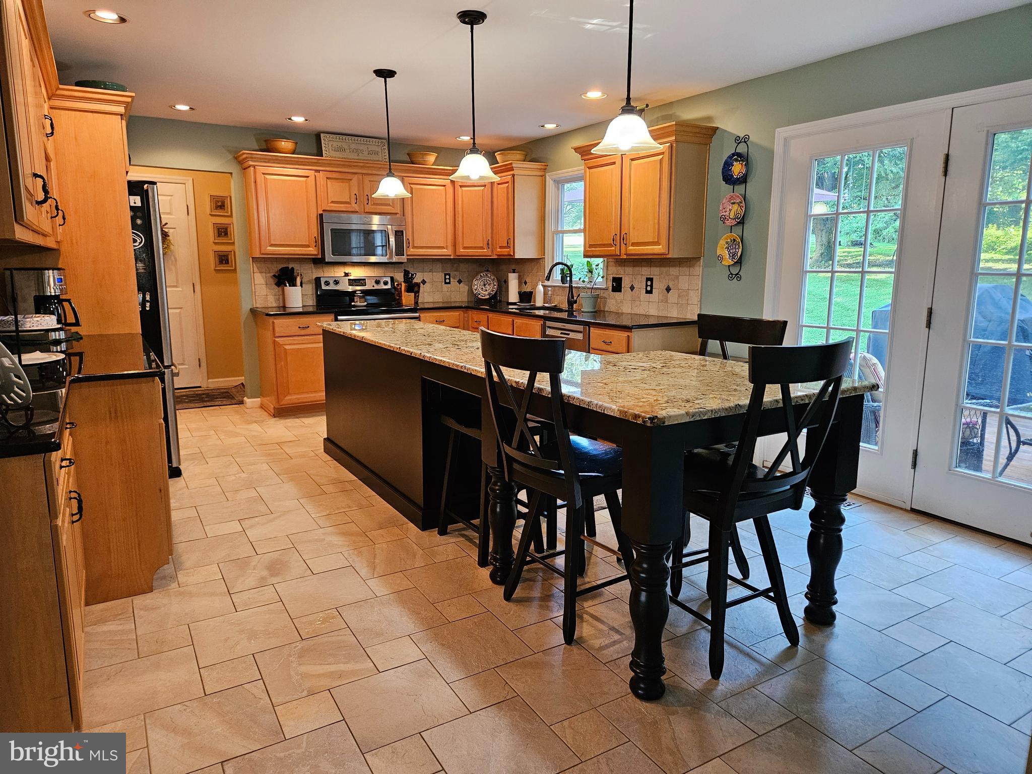 21 CHANTICLEER DRIVE