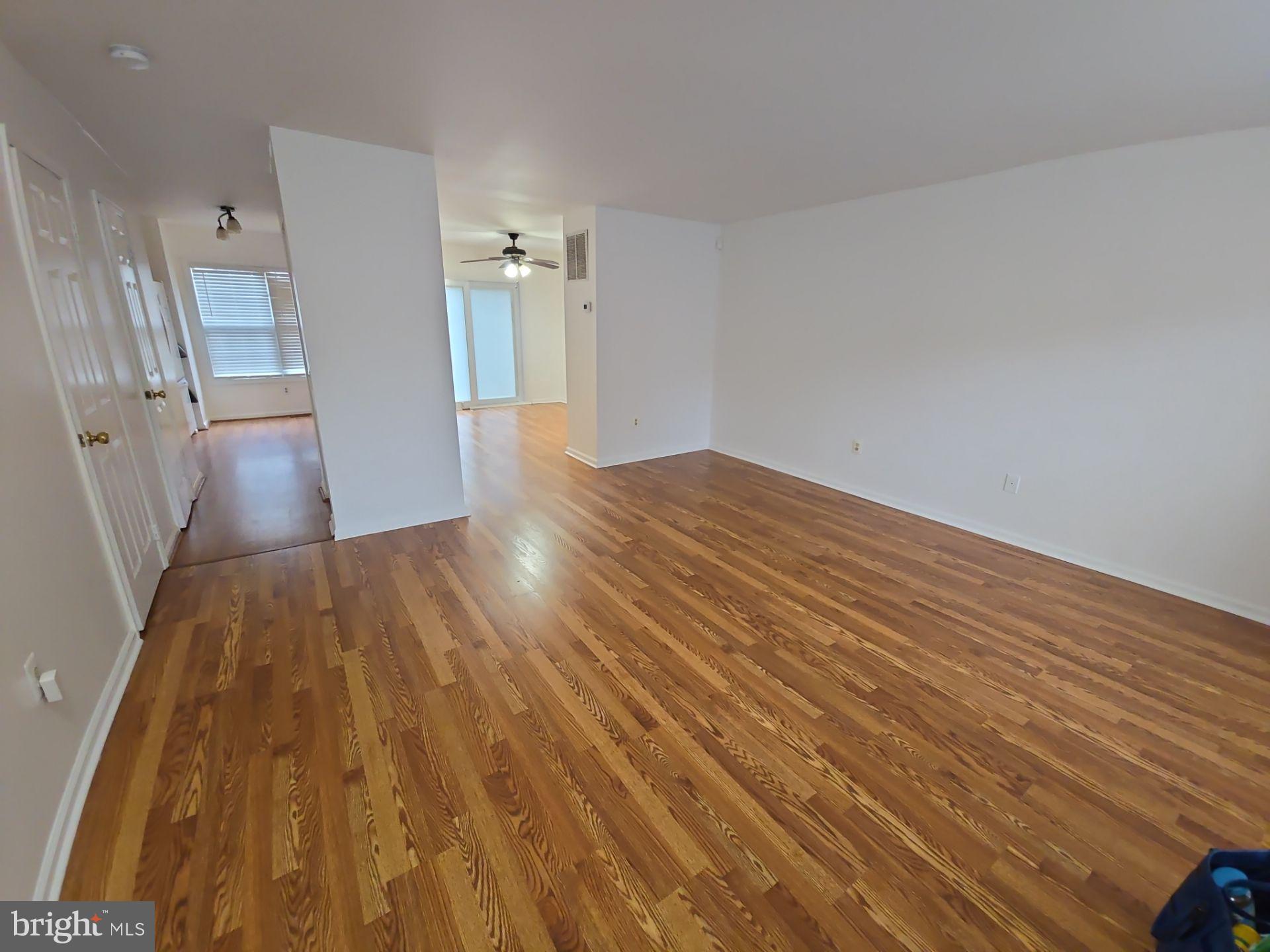 GUNNERS LAKE VILLAGE - Residential Lease