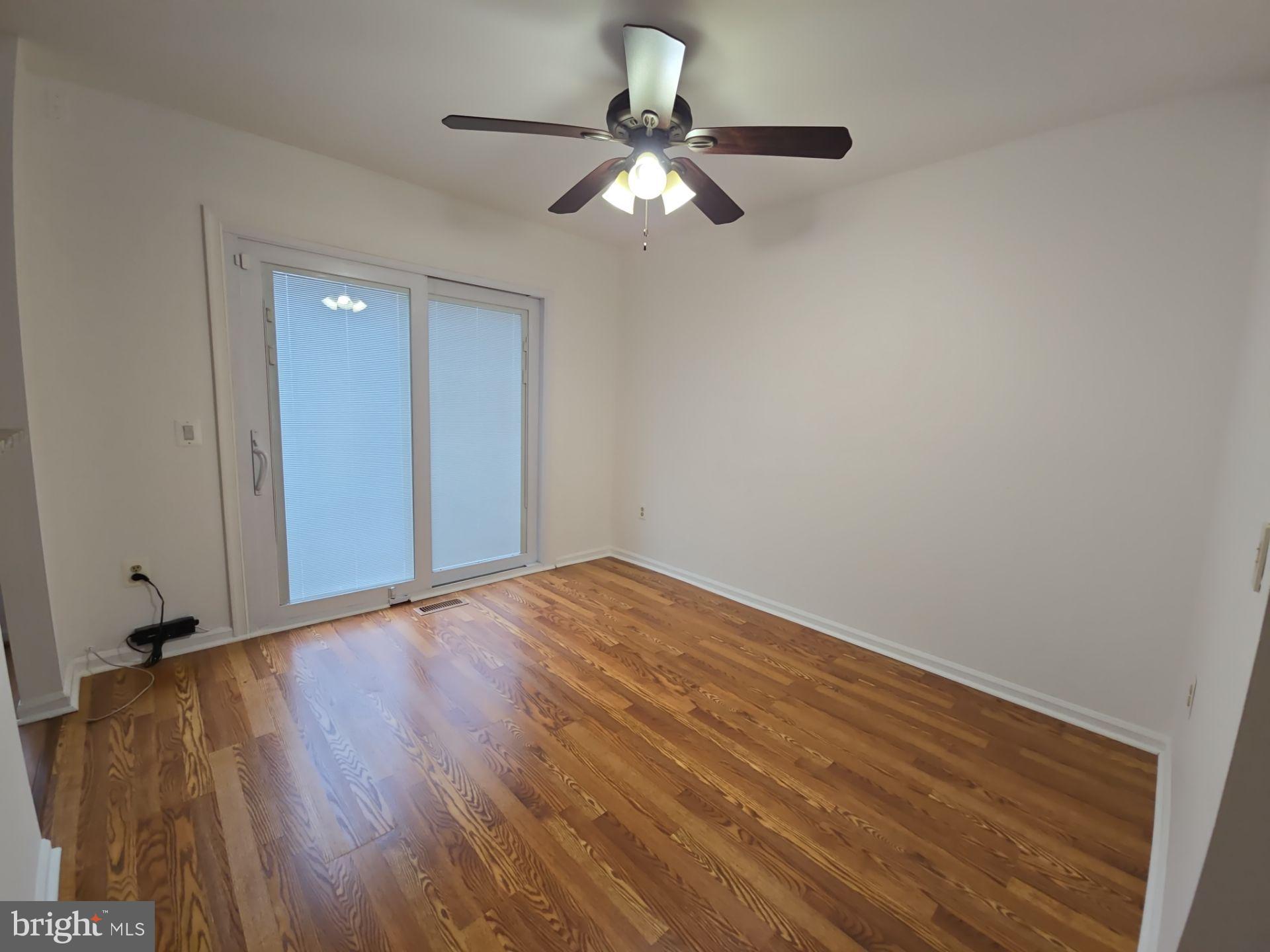 GUNNERS LAKE VILLAGE - Residential Lease