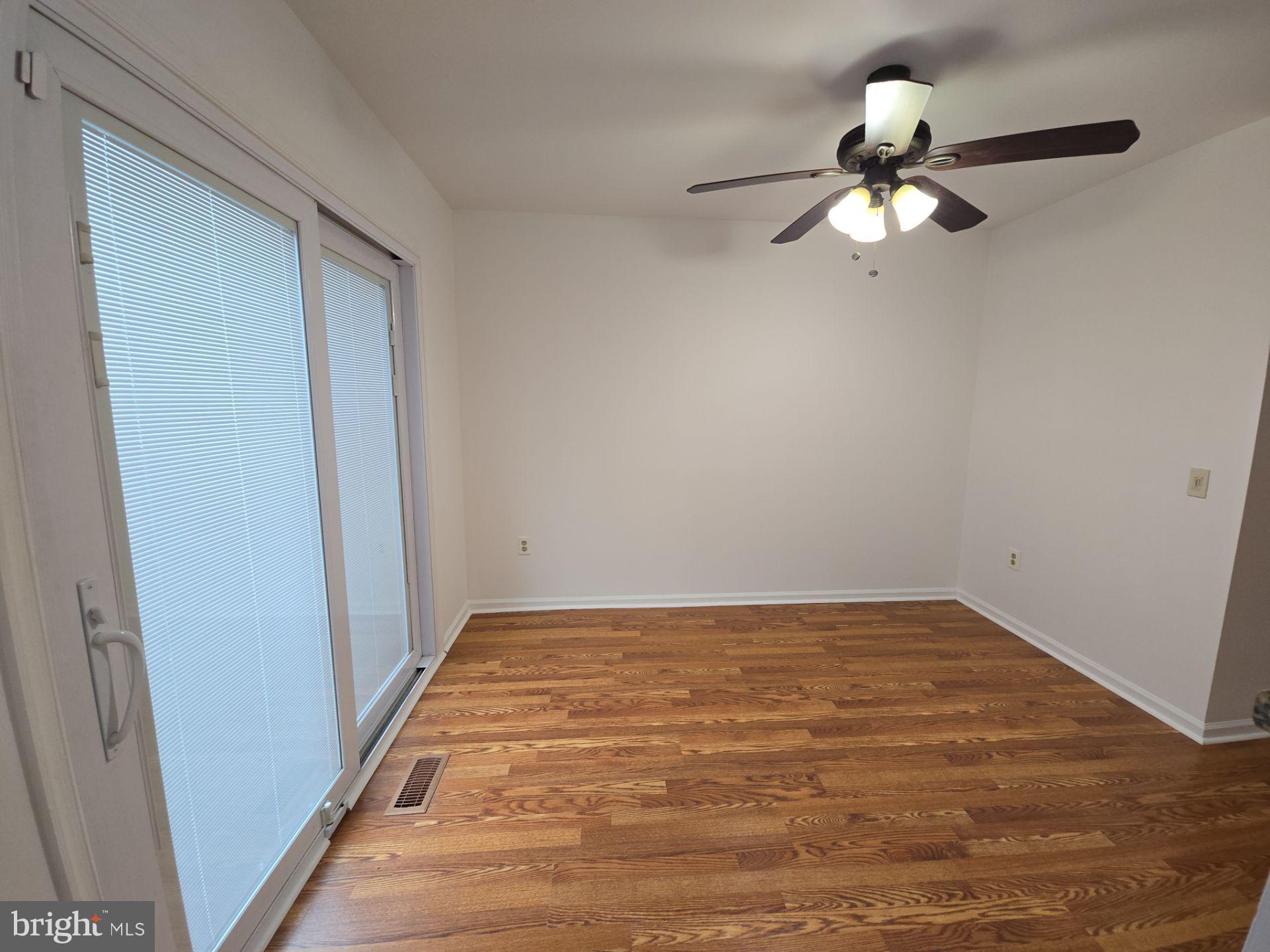 GUNNERS LAKE VILLAGE - Residential Lease