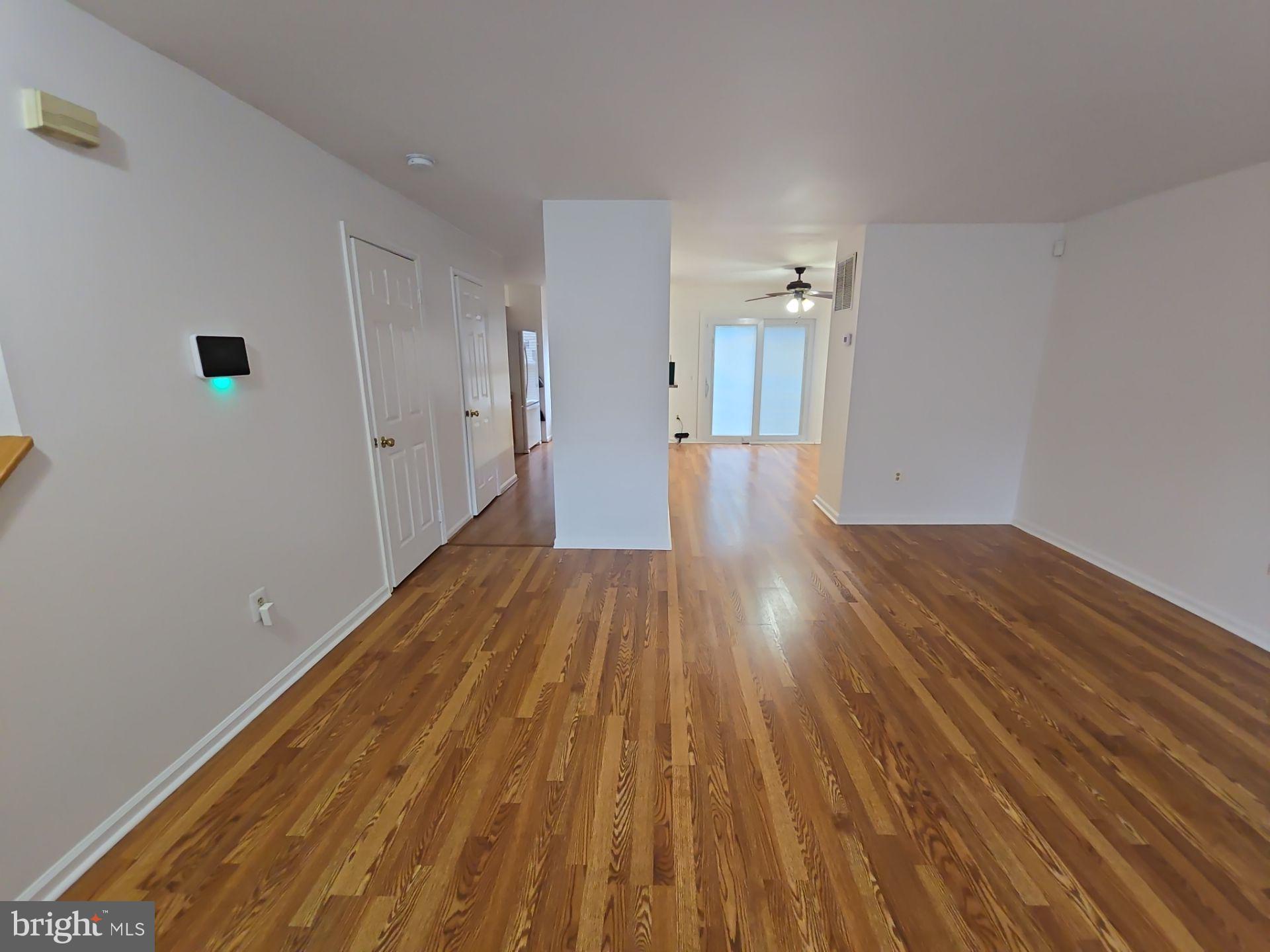 GUNNERS LAKE VILLAGE - Residential Lease