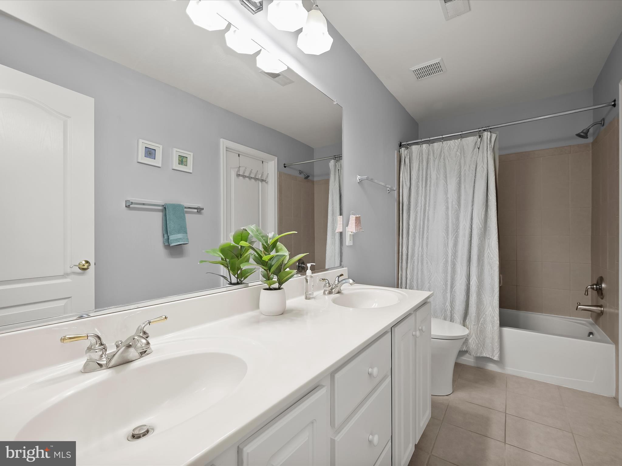 PADDOCKS EAST - Residential