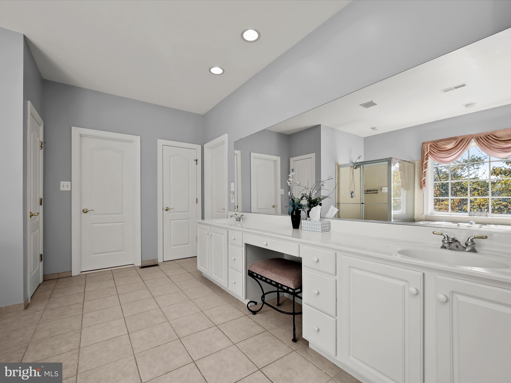 PADDOCKS EAST - Residential