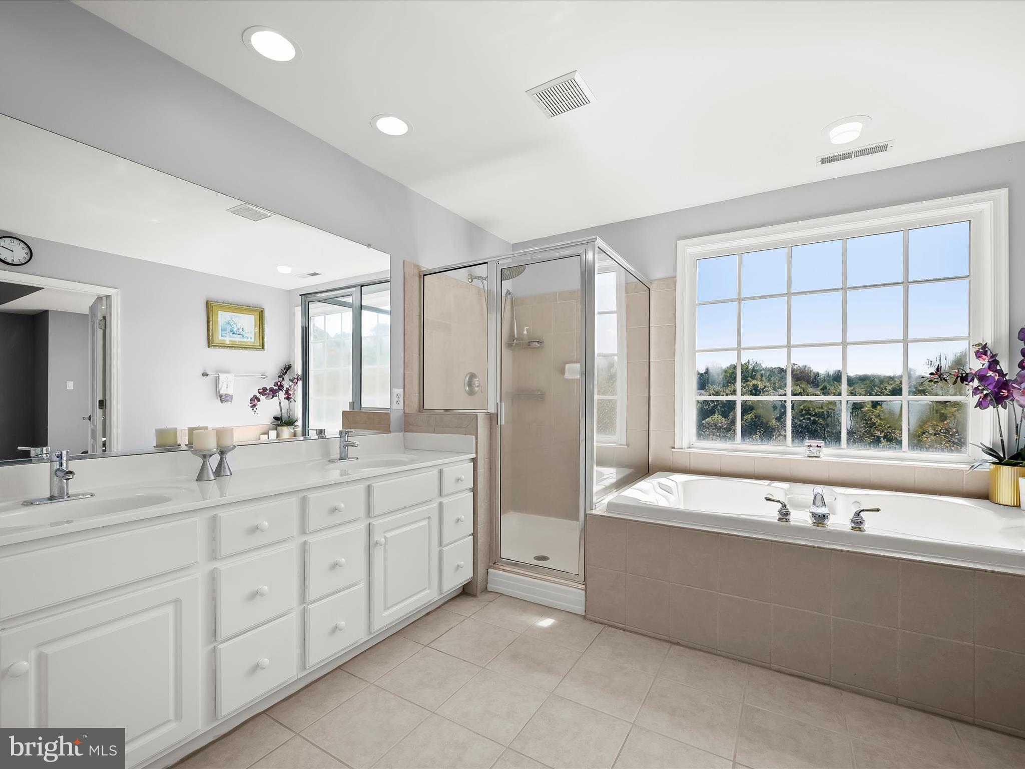 PADDOCKS EAST - Residential