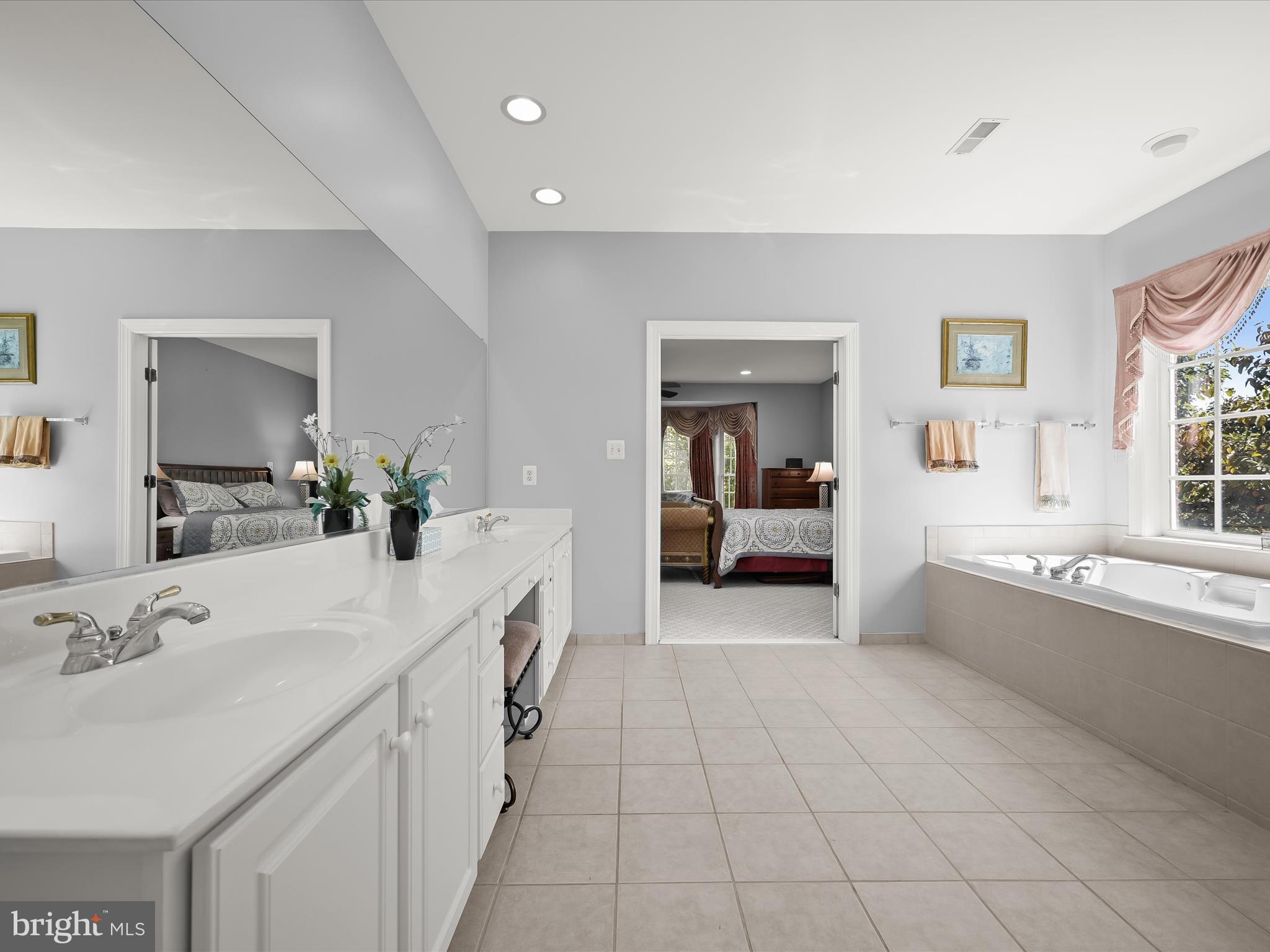 PADDOCKS EAST - Residential