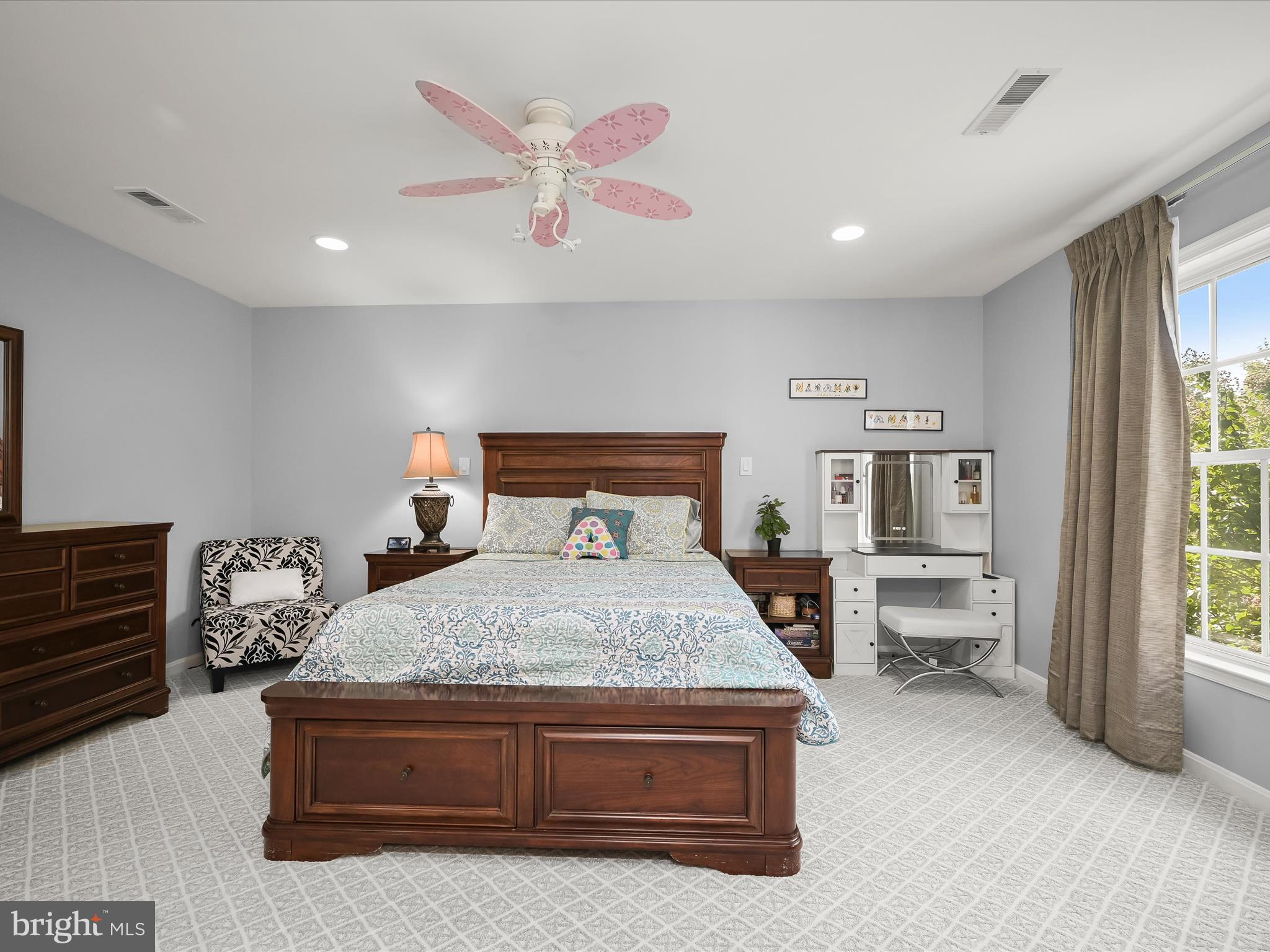 PADDOCKS EAST - Residential