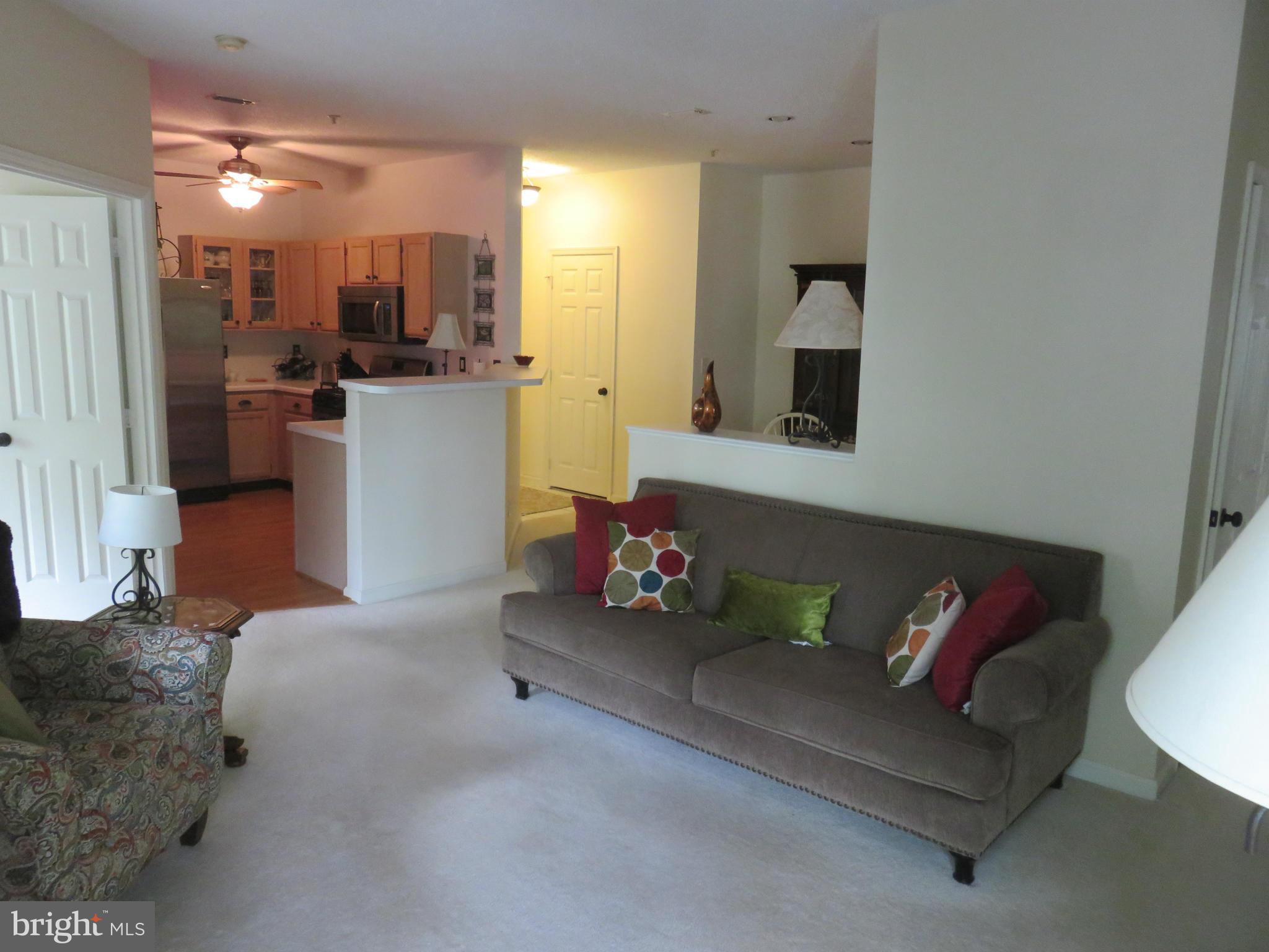 EDGEWATER AT TOWN CENTER - Residential