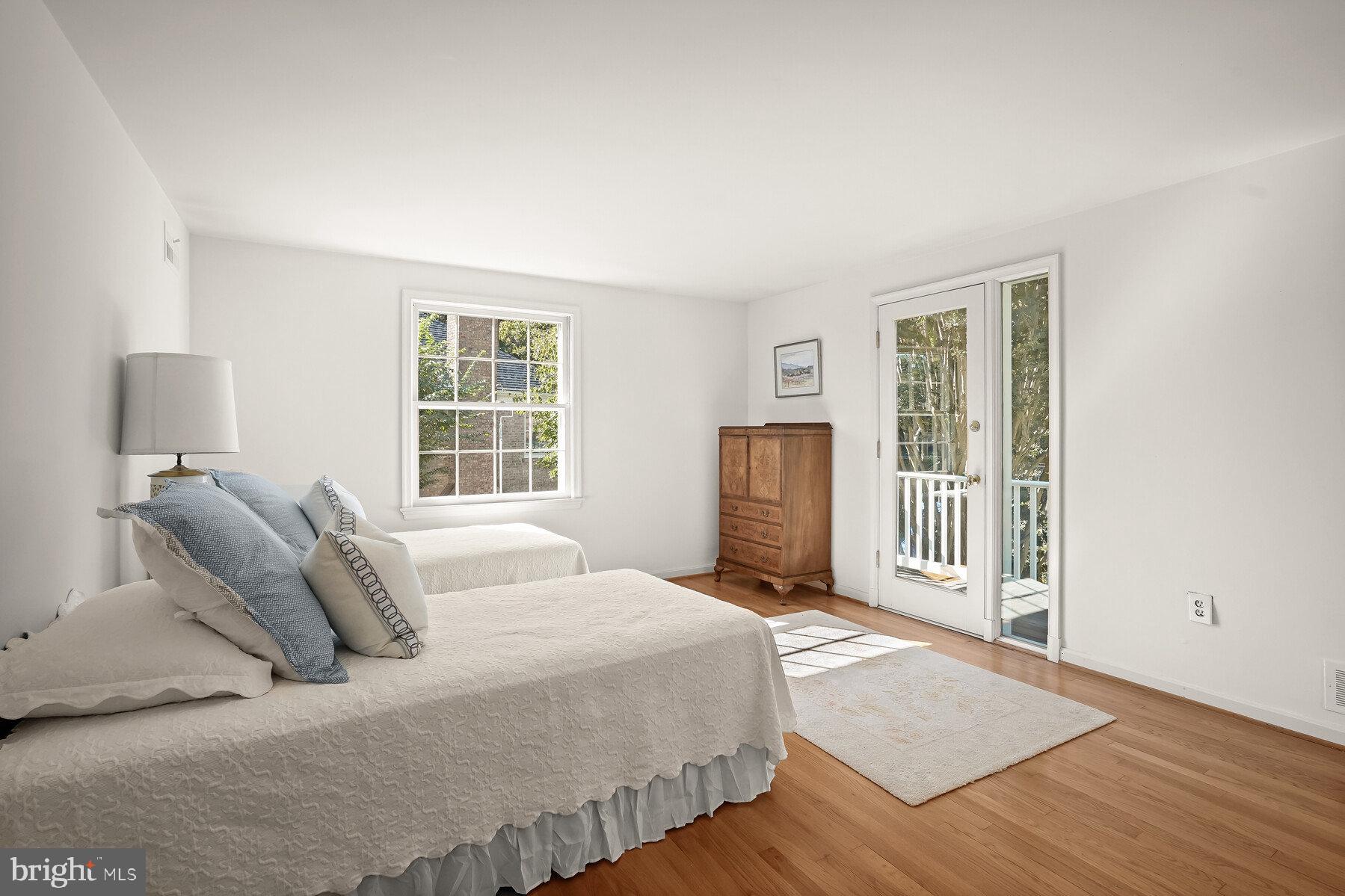 SUMNER - Residential