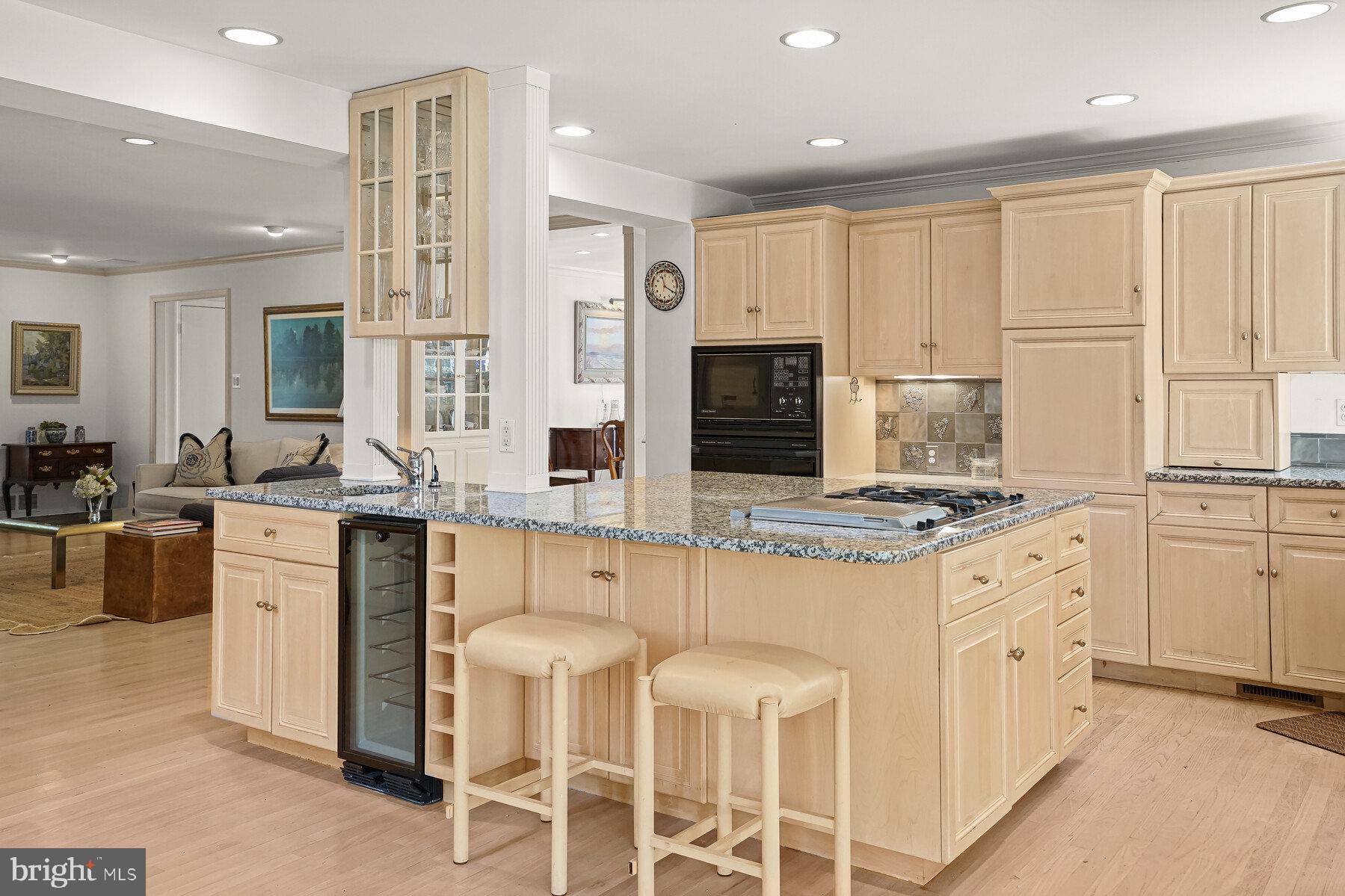 SUMNER - Residential