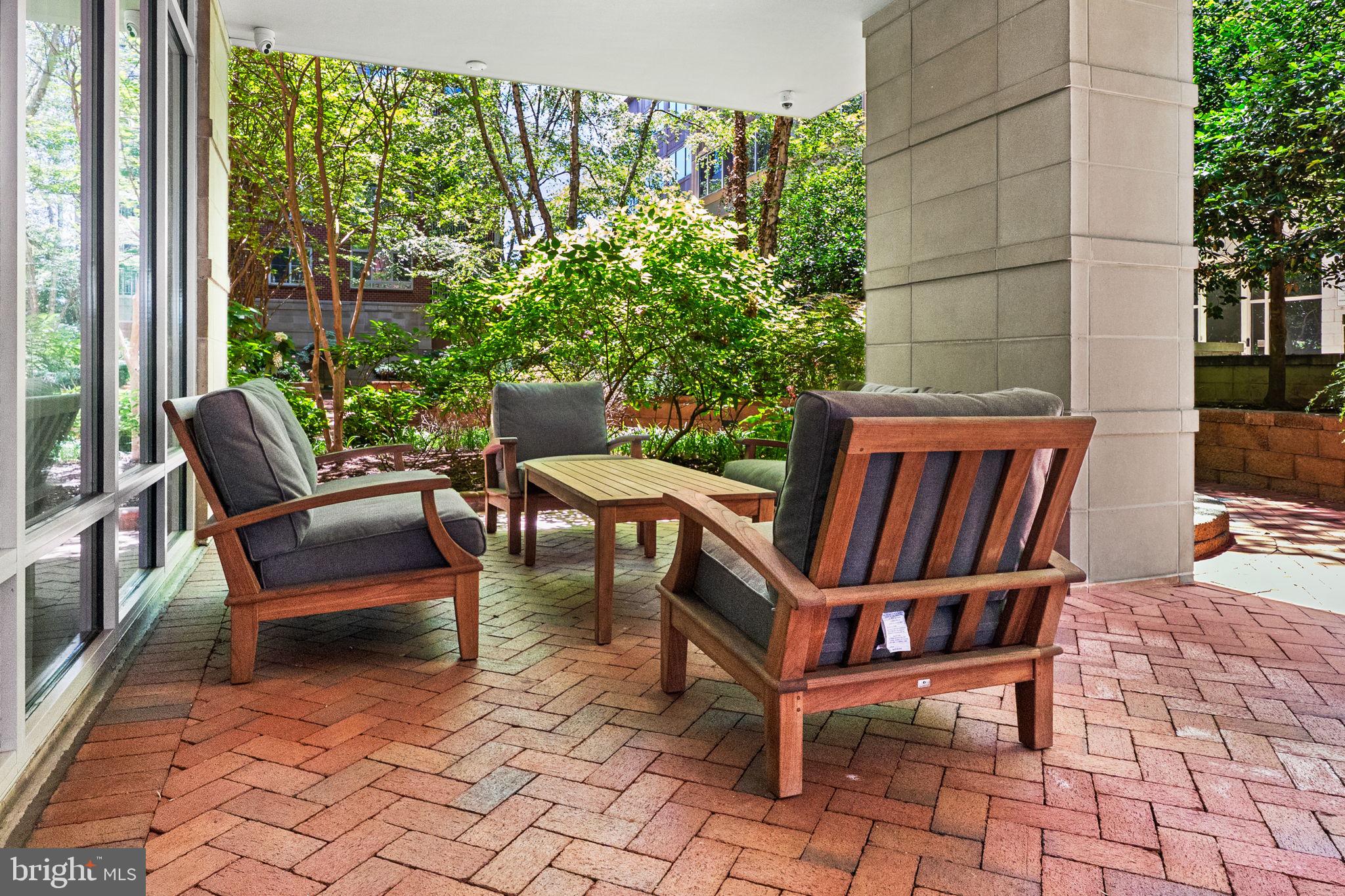 HAWTHORN - Residential