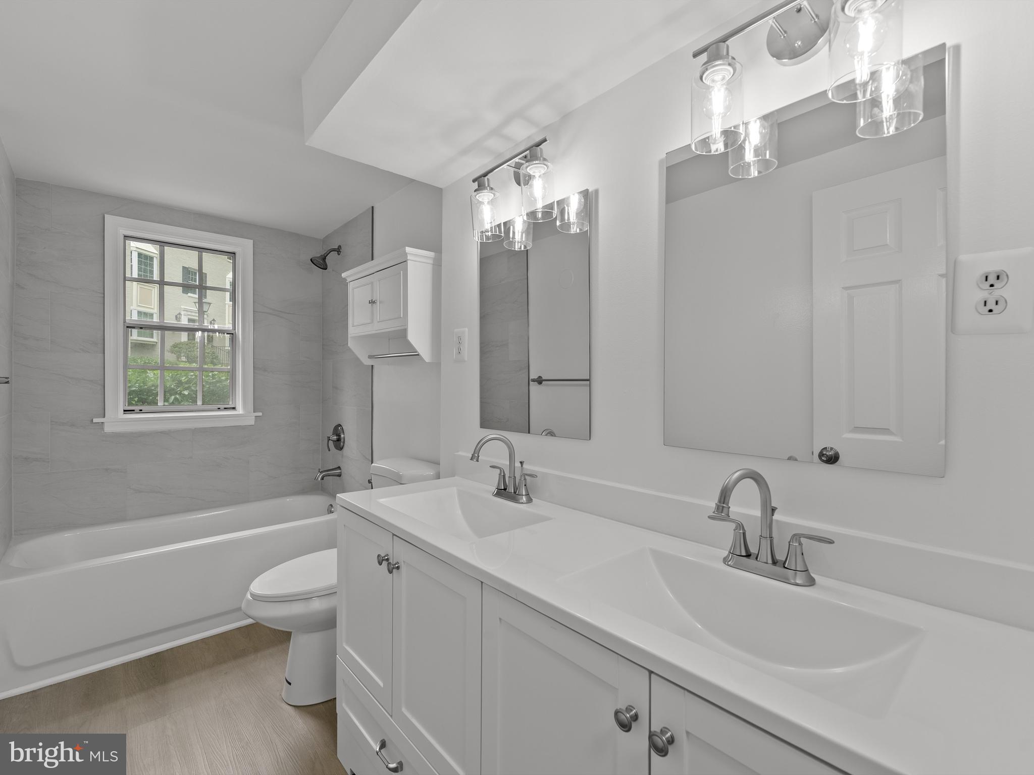 PARK GLEN - Residential Lease