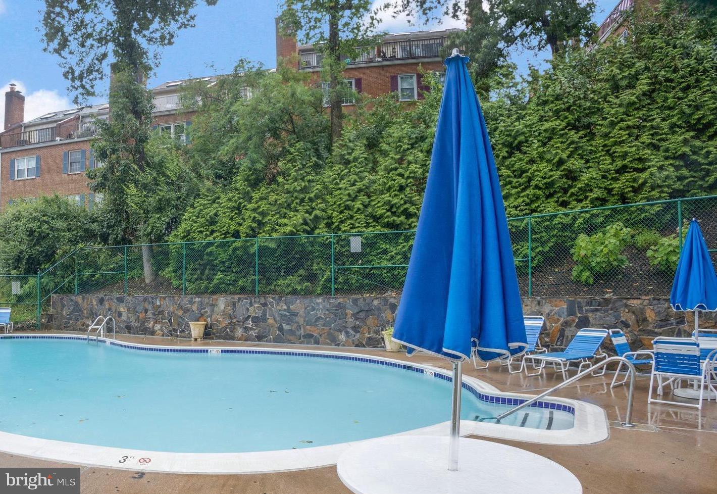 PARK GLEN - Residential Lease