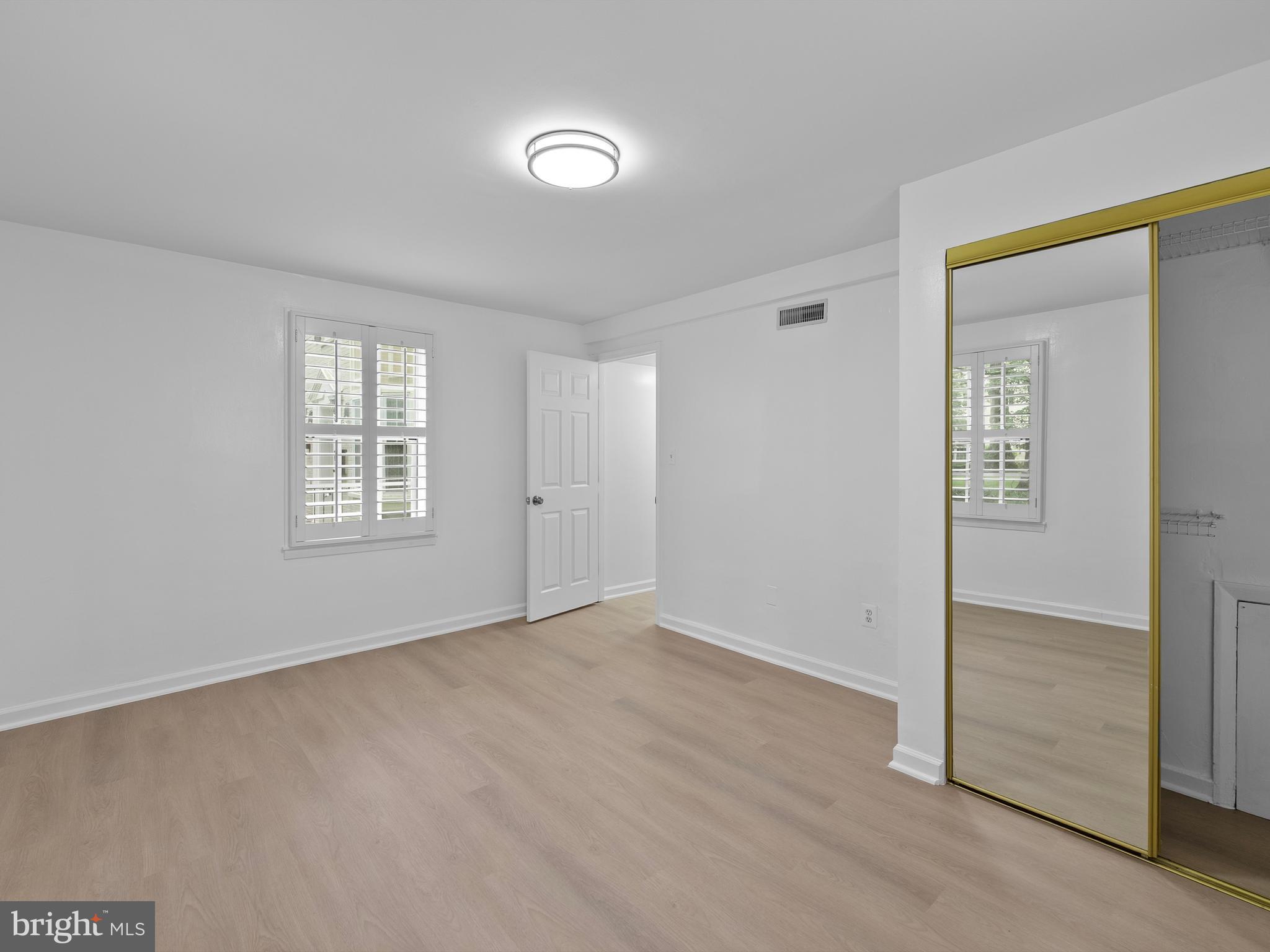 PARK GLEN - Residential Lease