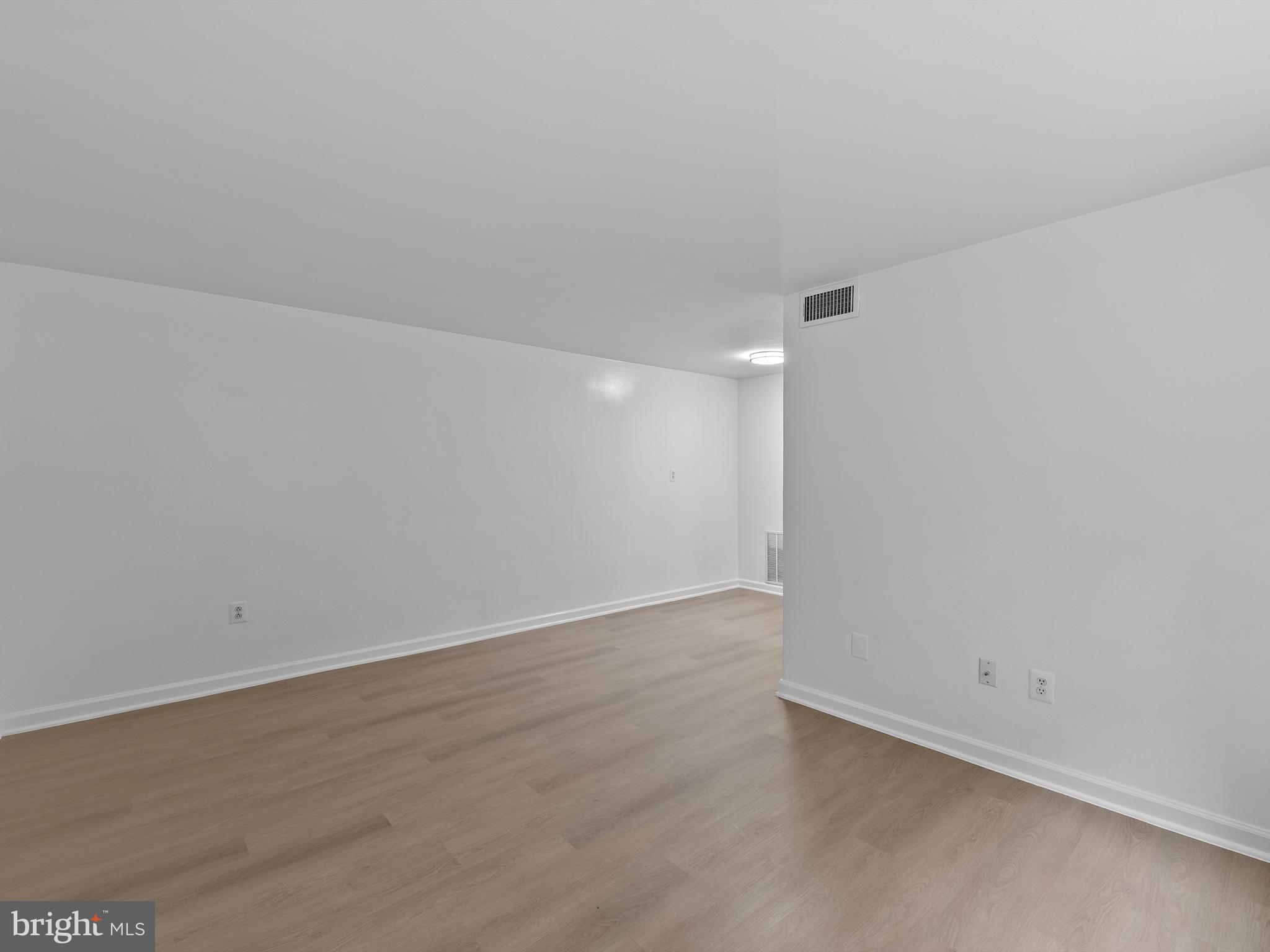 PARK GLEN - Residential Lease