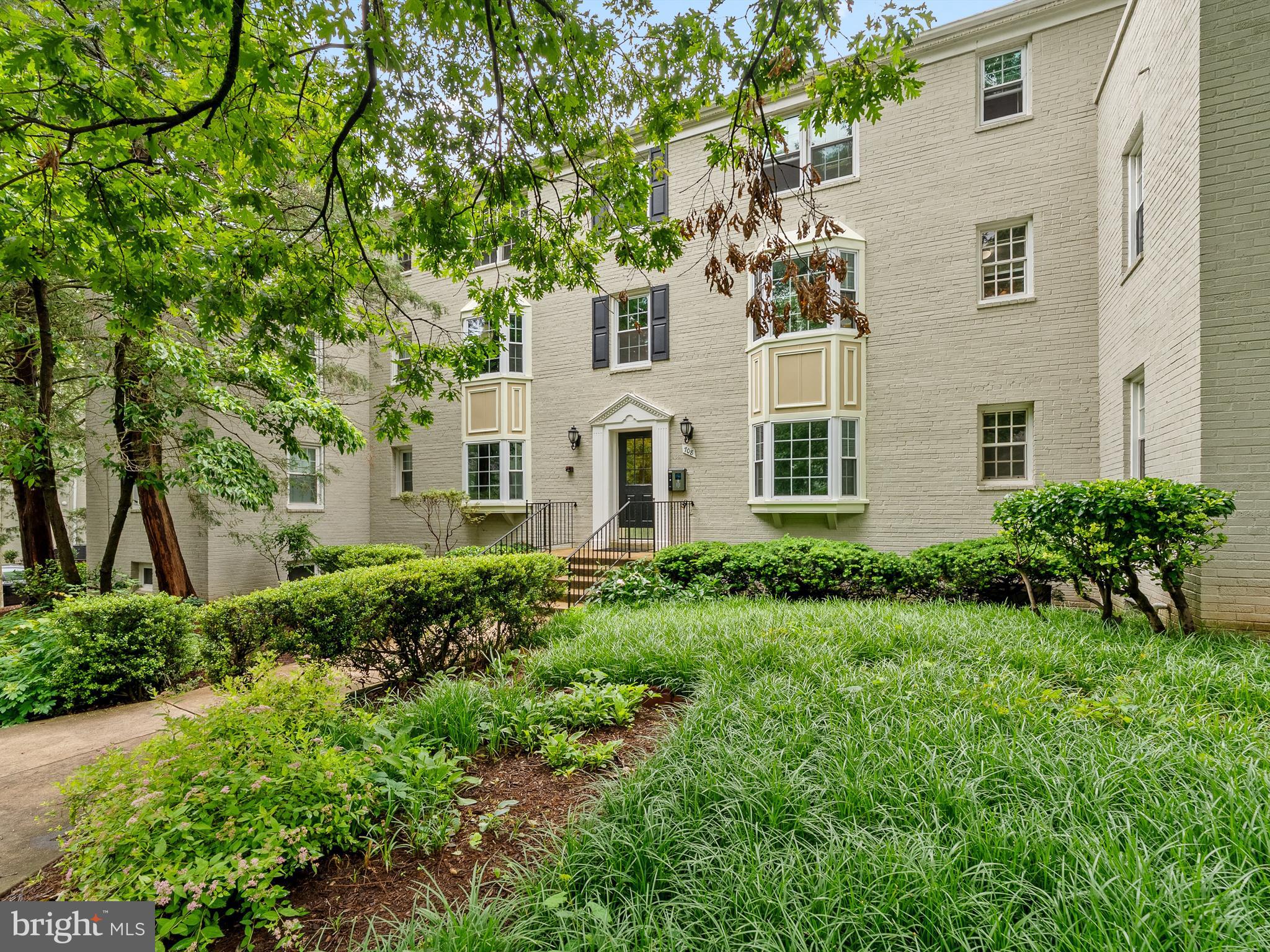 PARK GLEN - Residential Lease