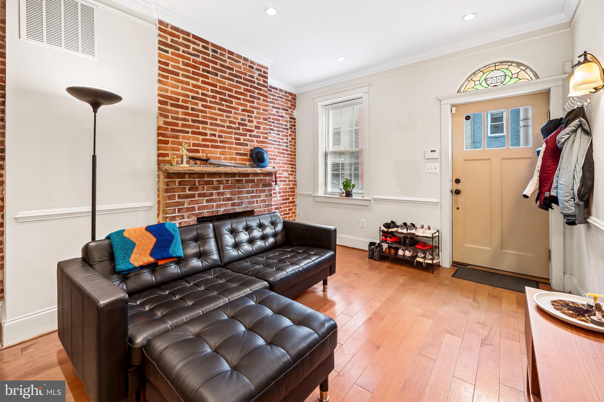 LITTLE ITALY - Residential